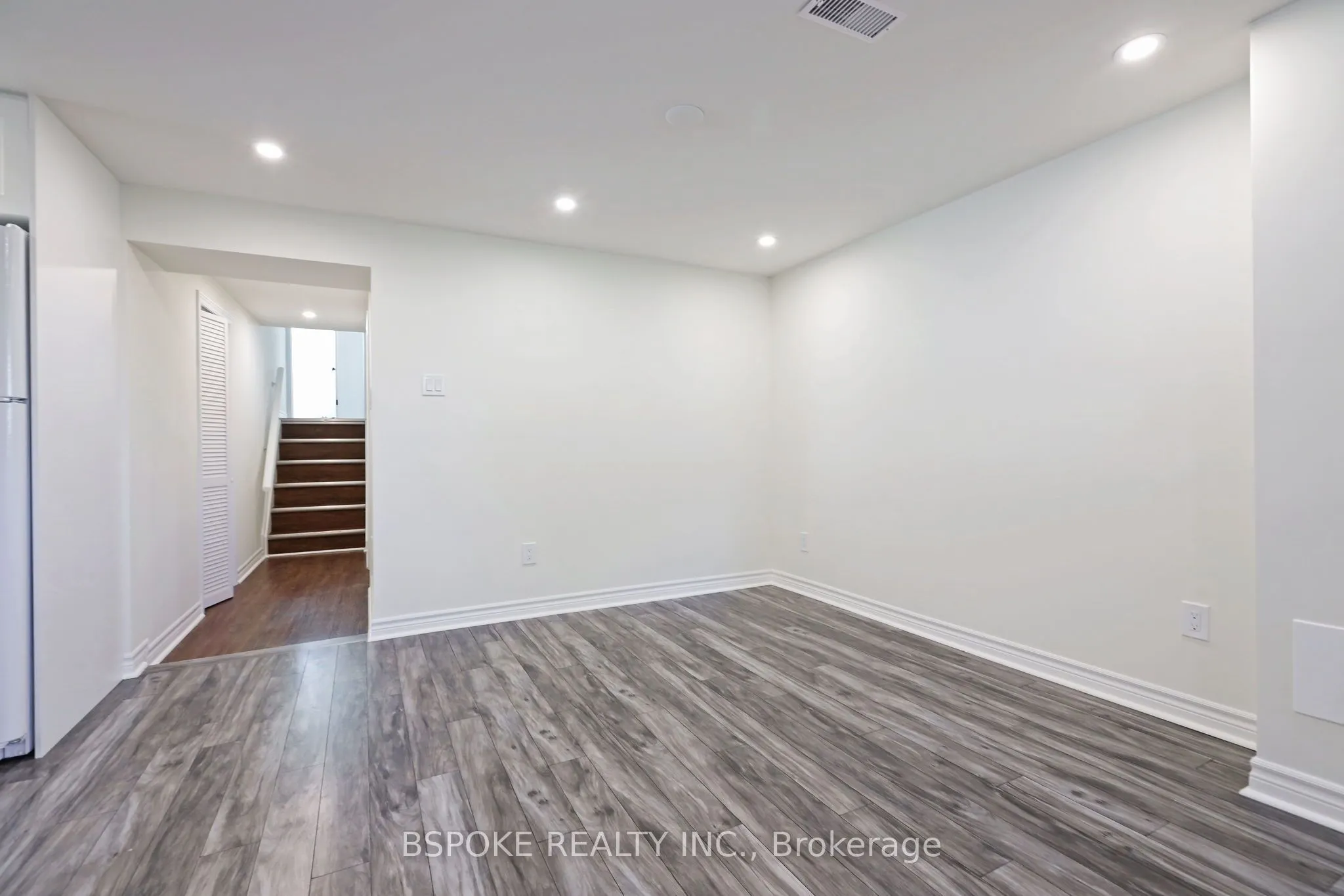 49 Howbert Drive