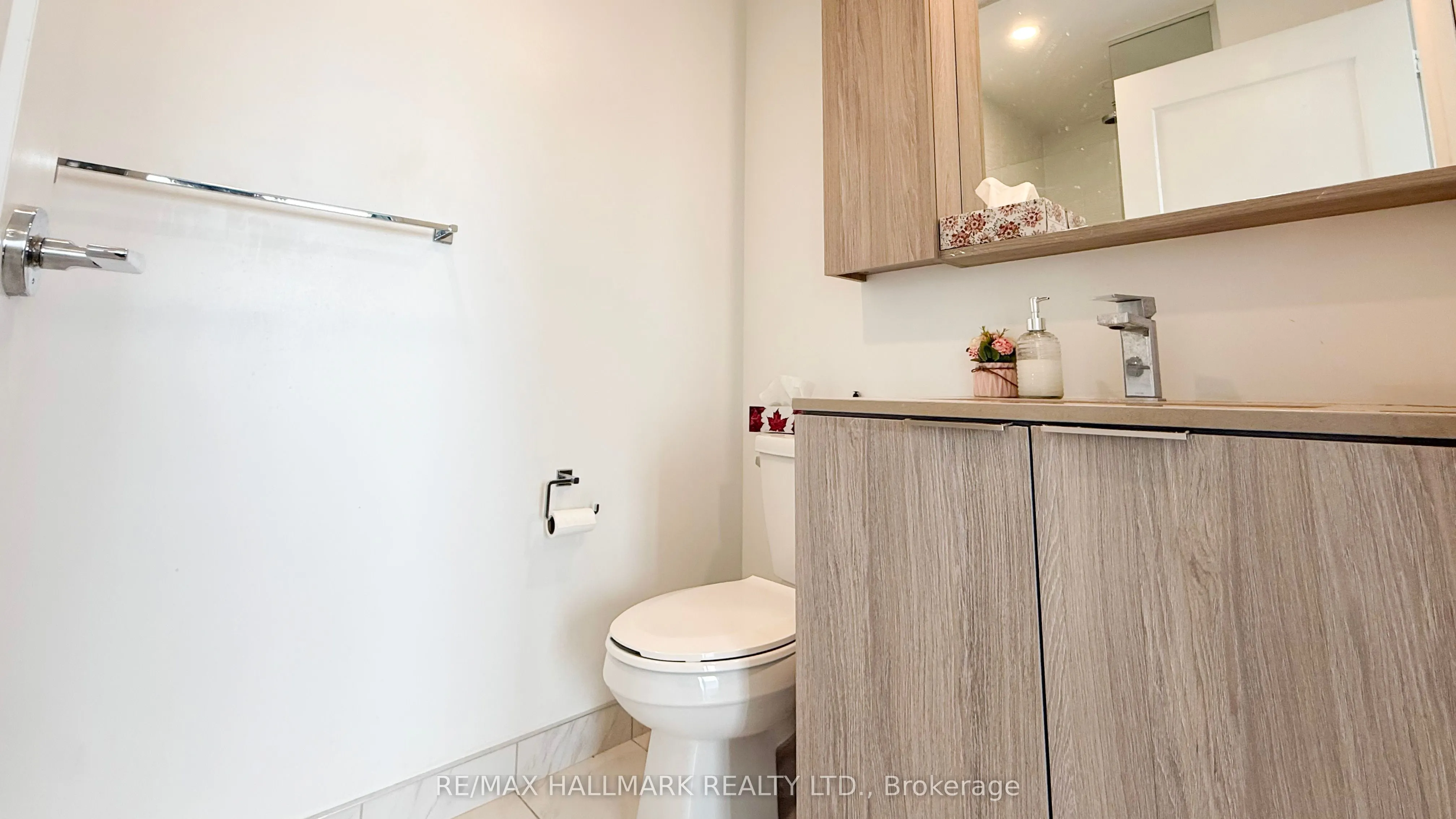 70 Annie Craig Drive, #4002