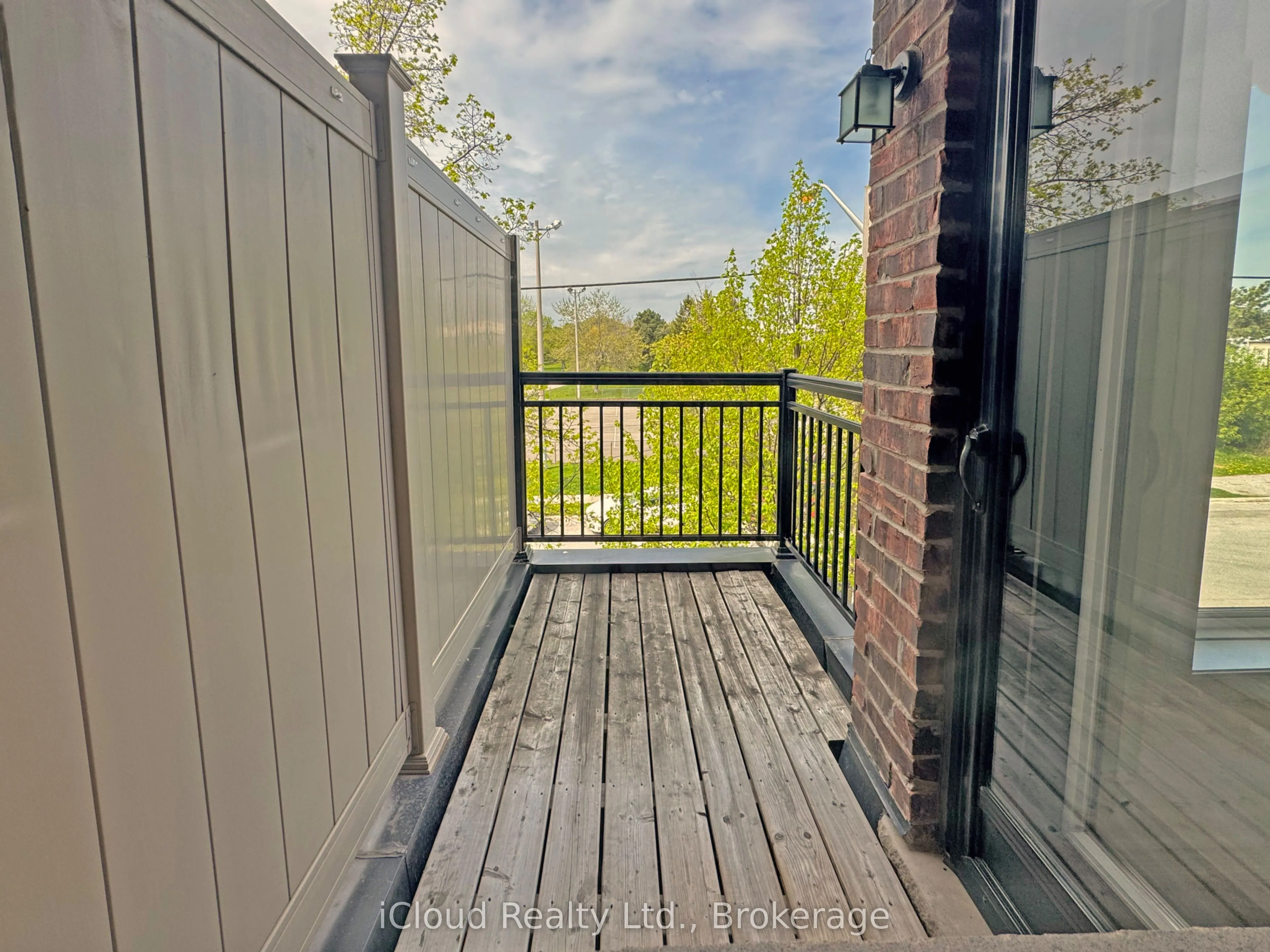 50 Carnation Avenue, #146