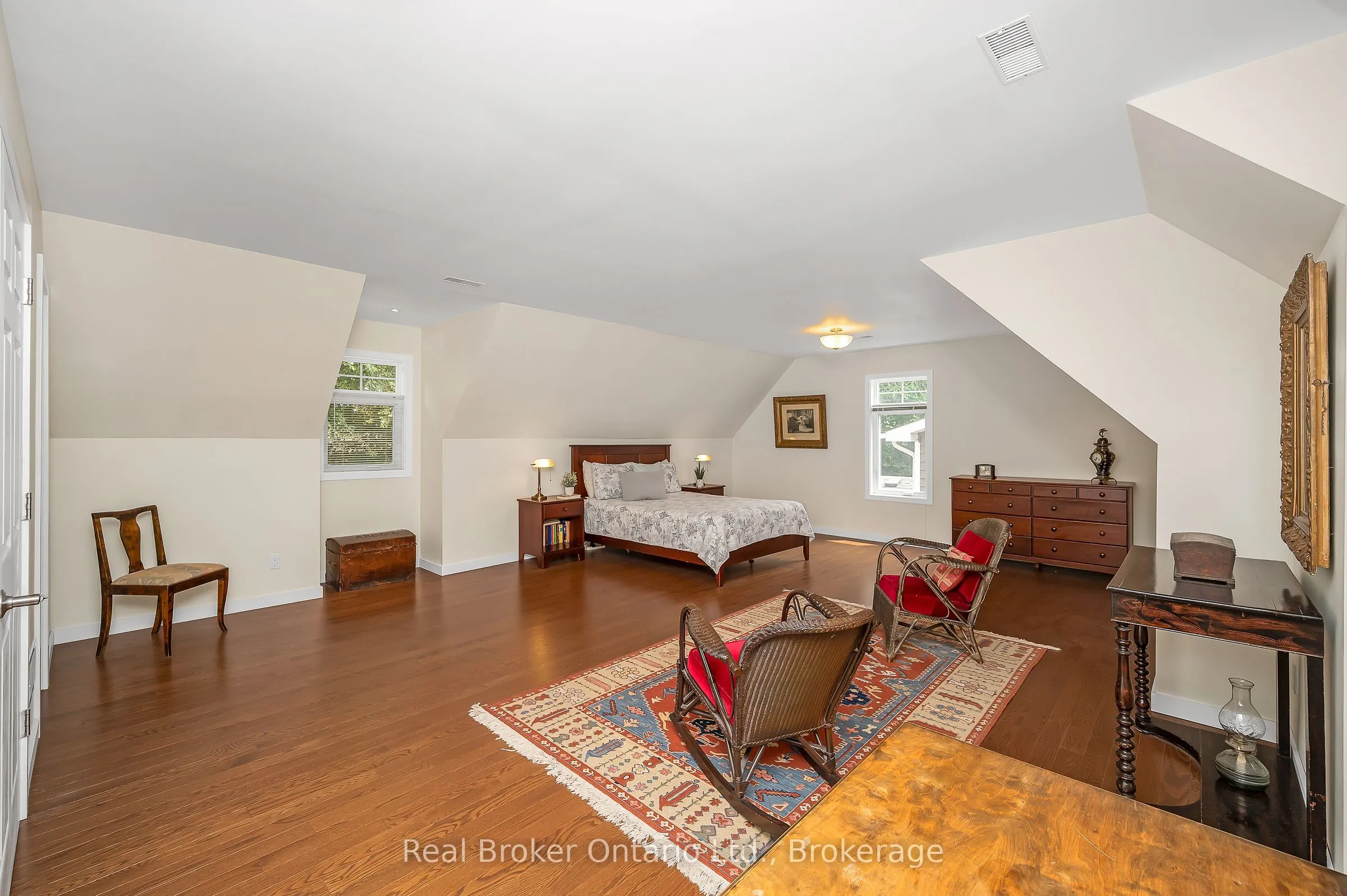 285 Surrey Drive