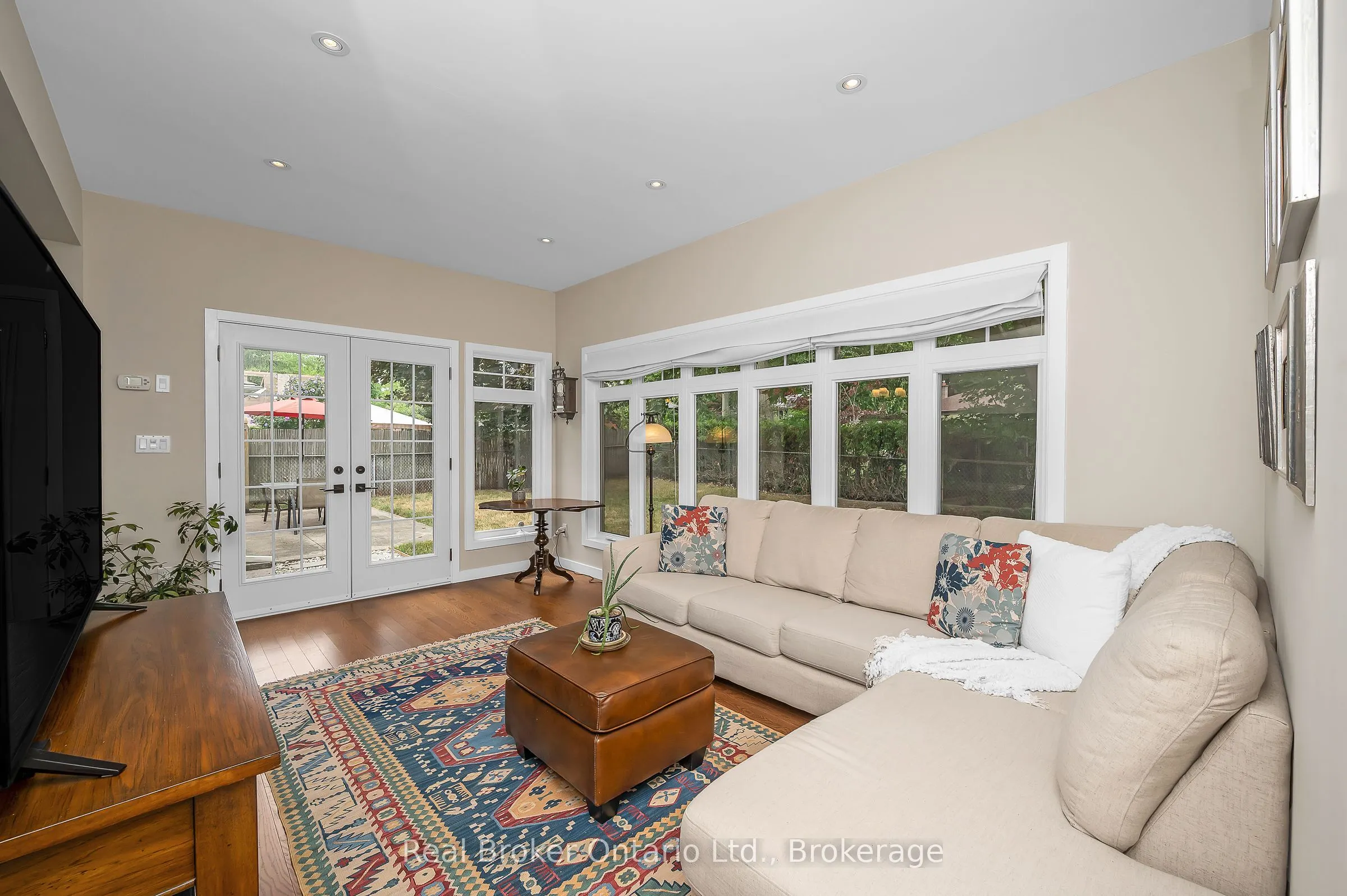 285 Surrey Drive
