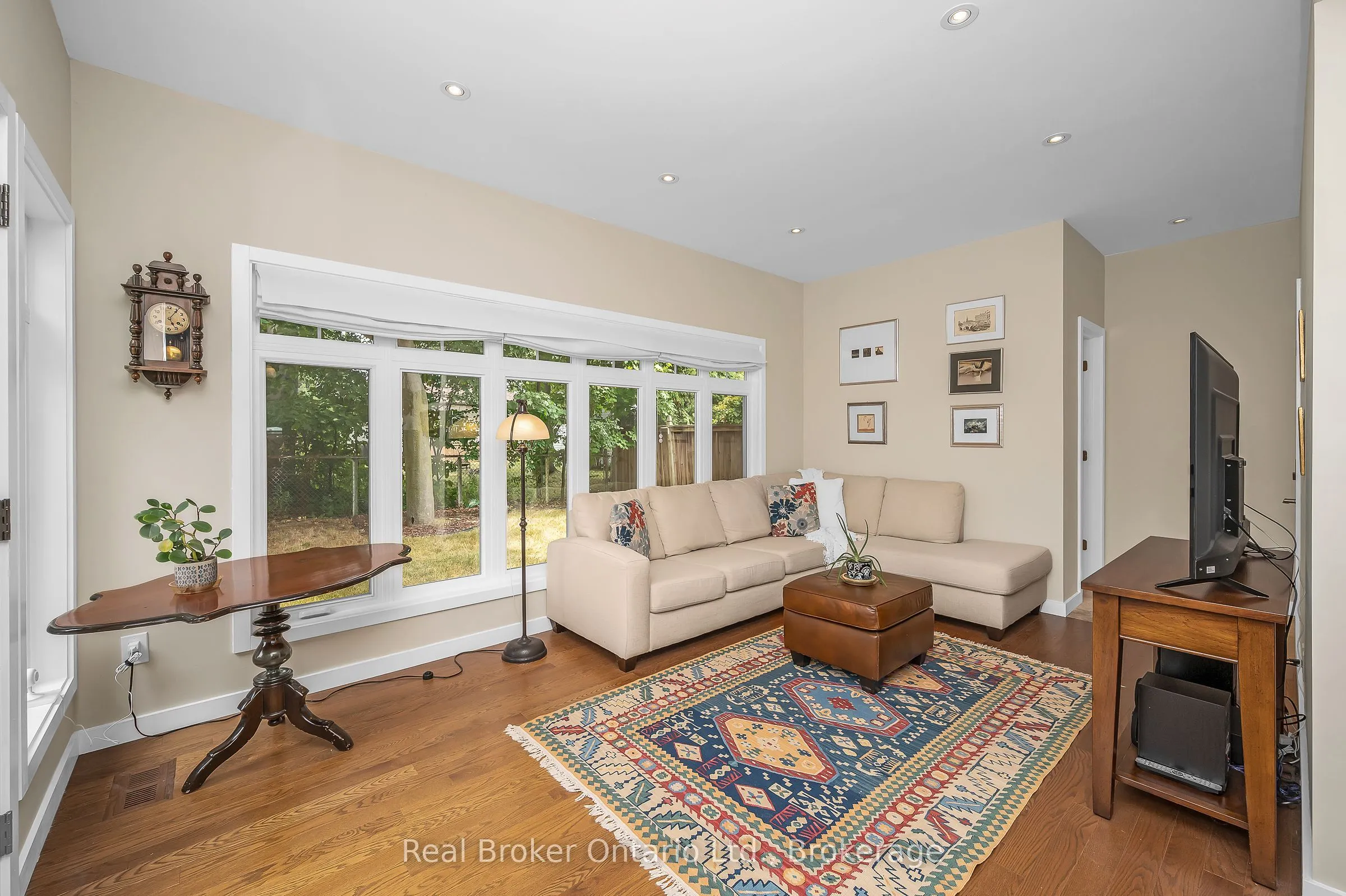 285 Surrey Drive