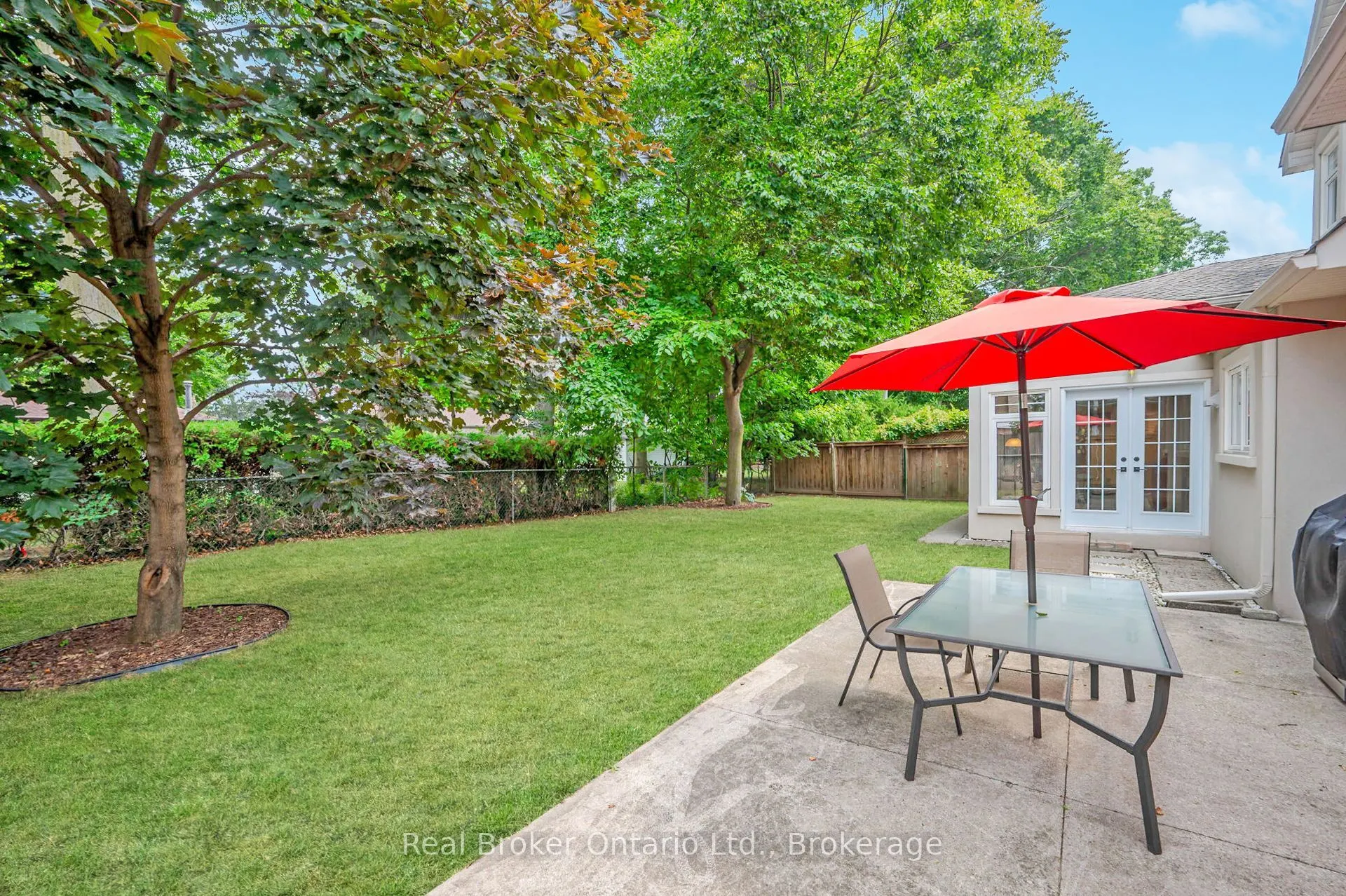 285 Surrey Drive