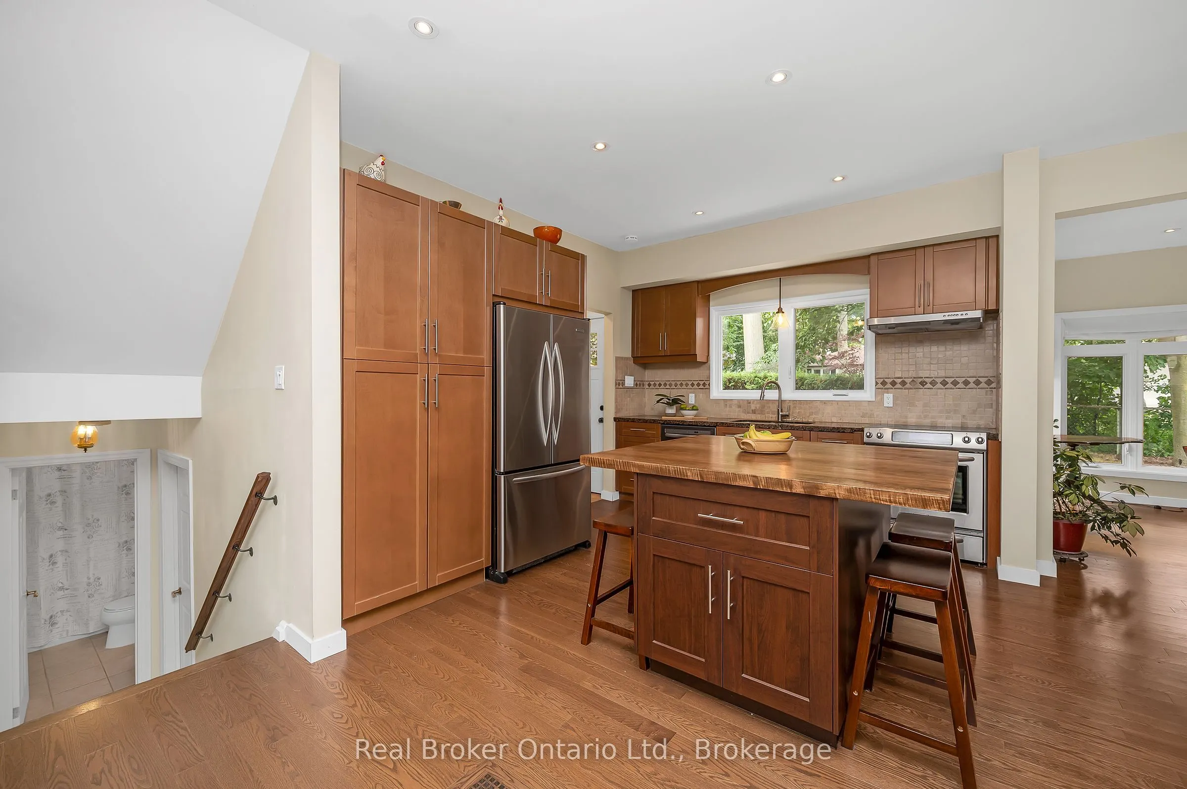 285 Surrey Drive