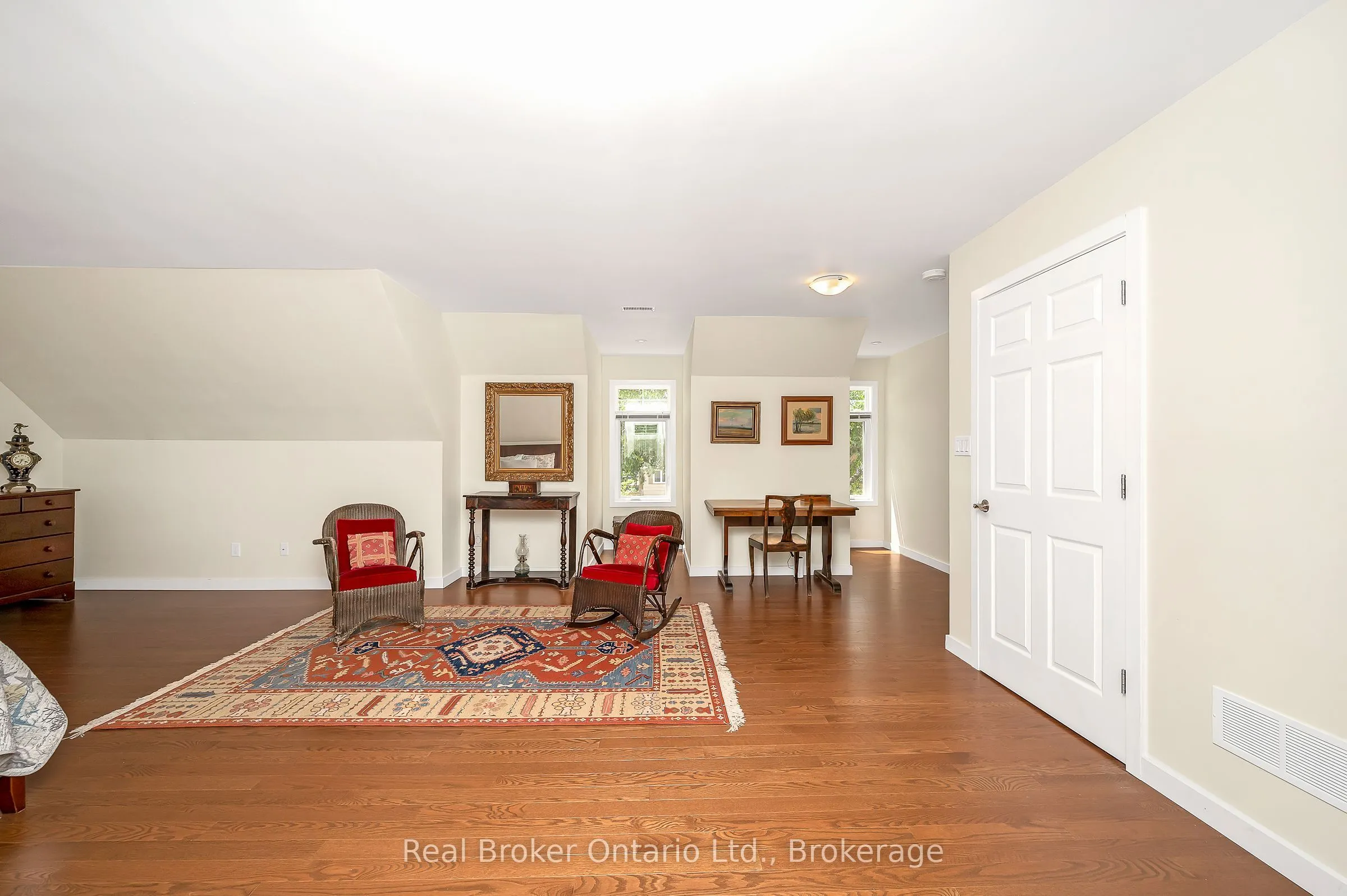 285 Surrey Drive