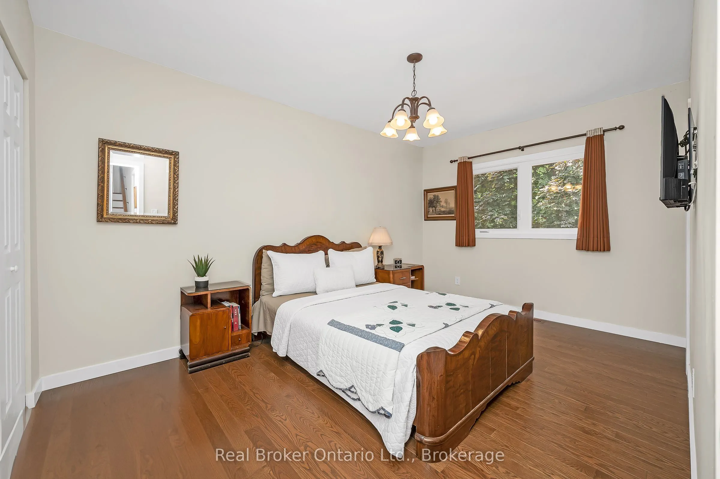 285 Surrey Drive