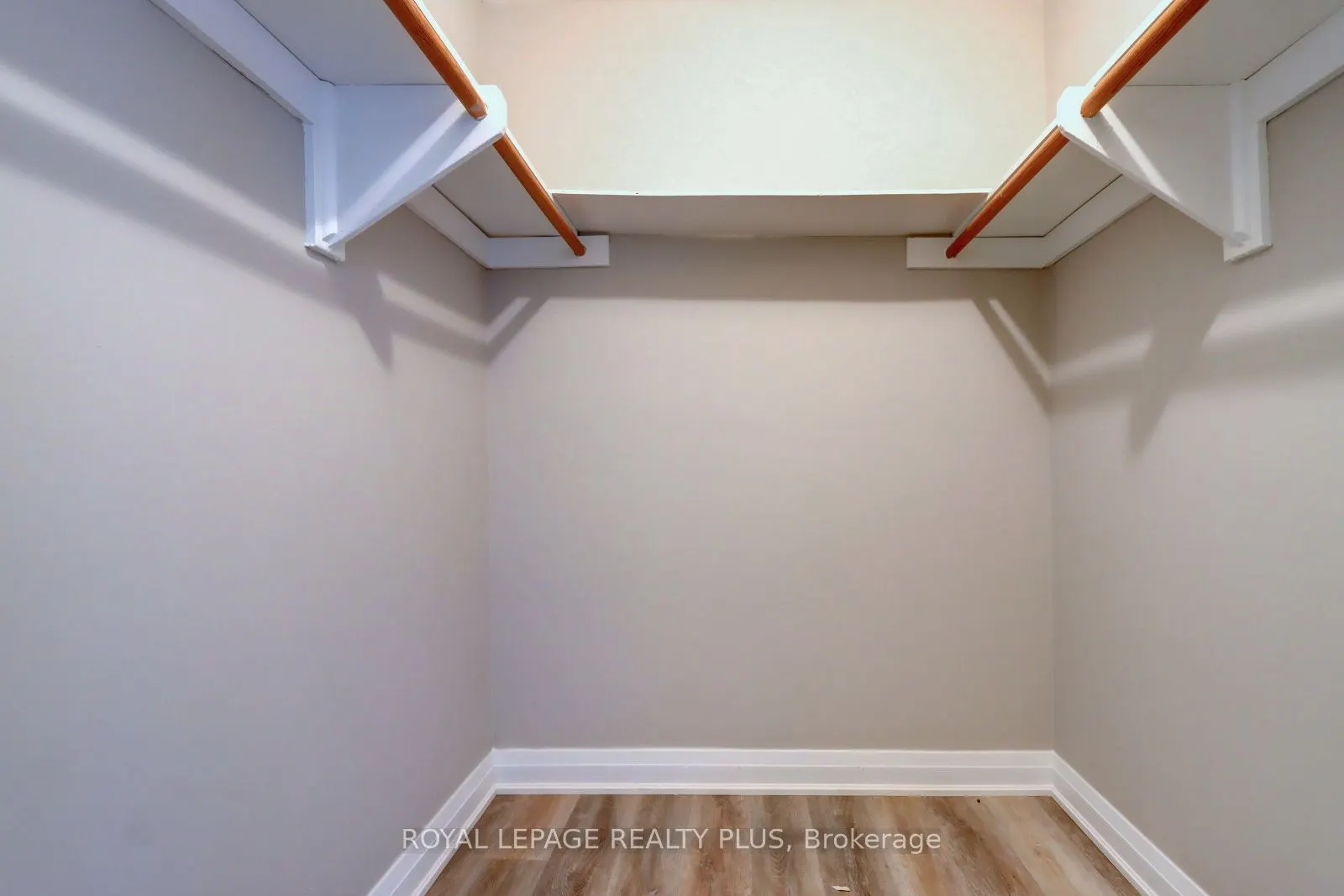 2761 Council Ring Road