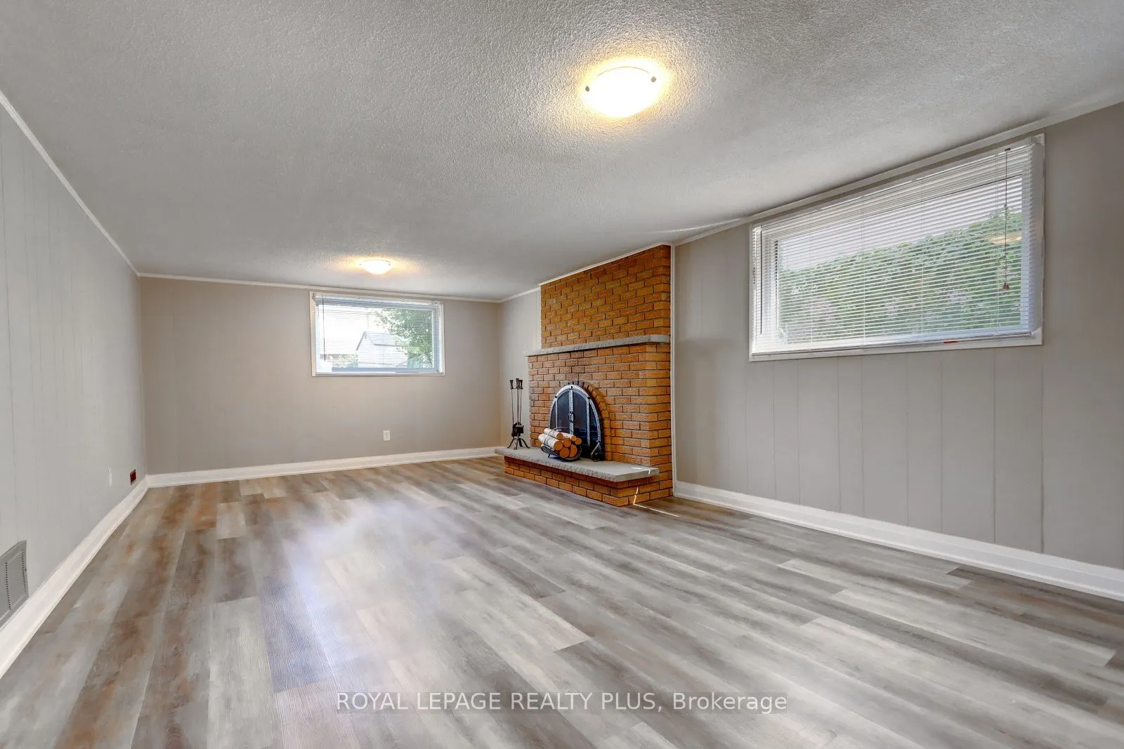 2761 Council Ring Road