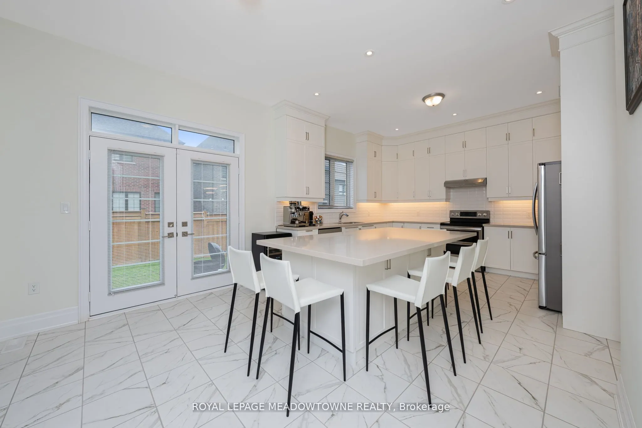 23 Abigail Grace Crescent