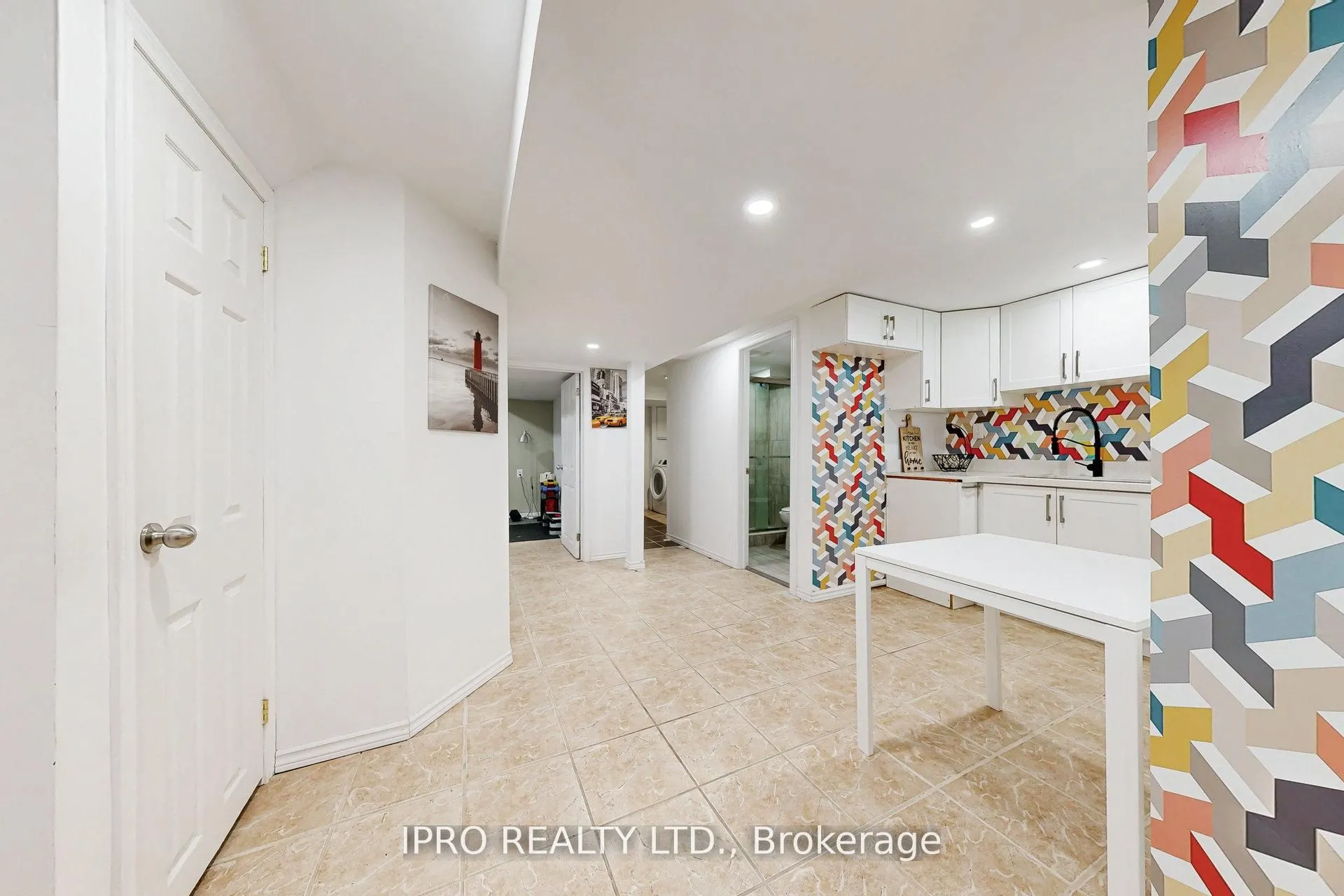 2355 Fifth Line W, #42