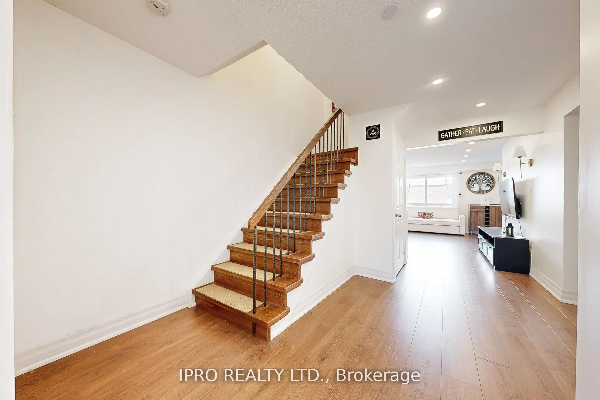 2355 Fifth Line W, #42