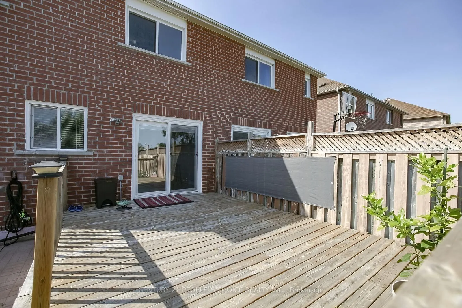 27 Caruso Drive