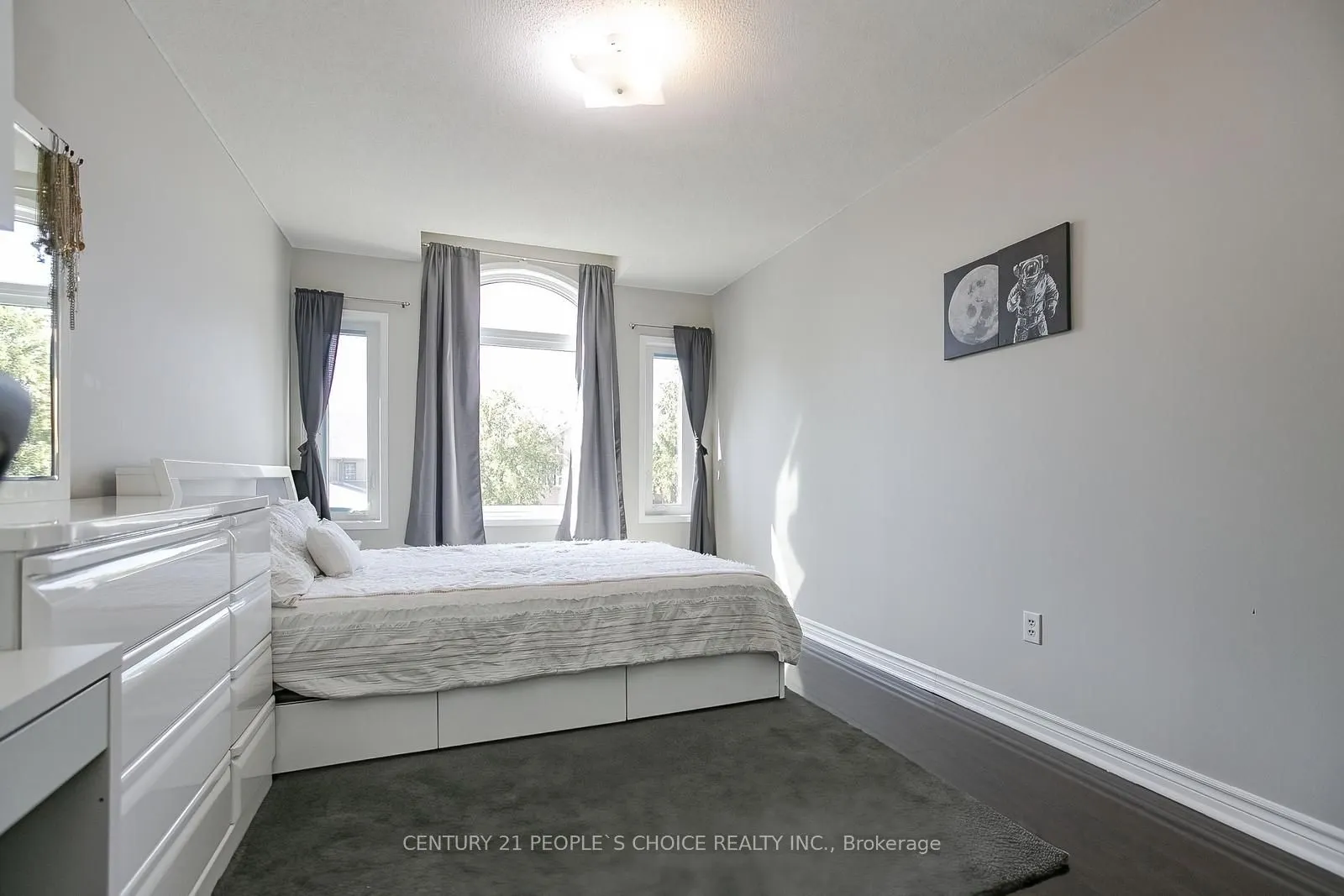 27 Caruso Drive