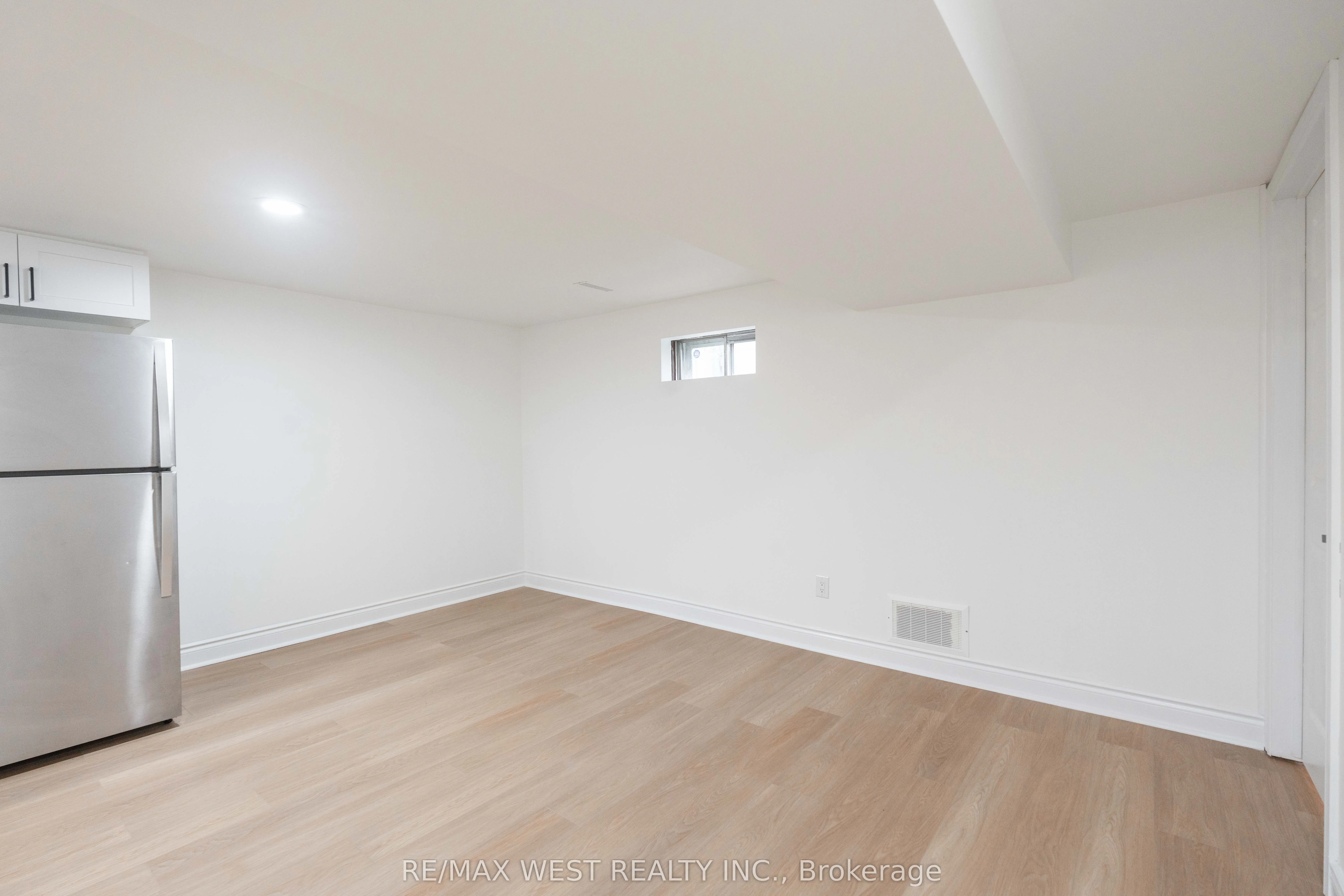 75 Wright Crescent, #Basement