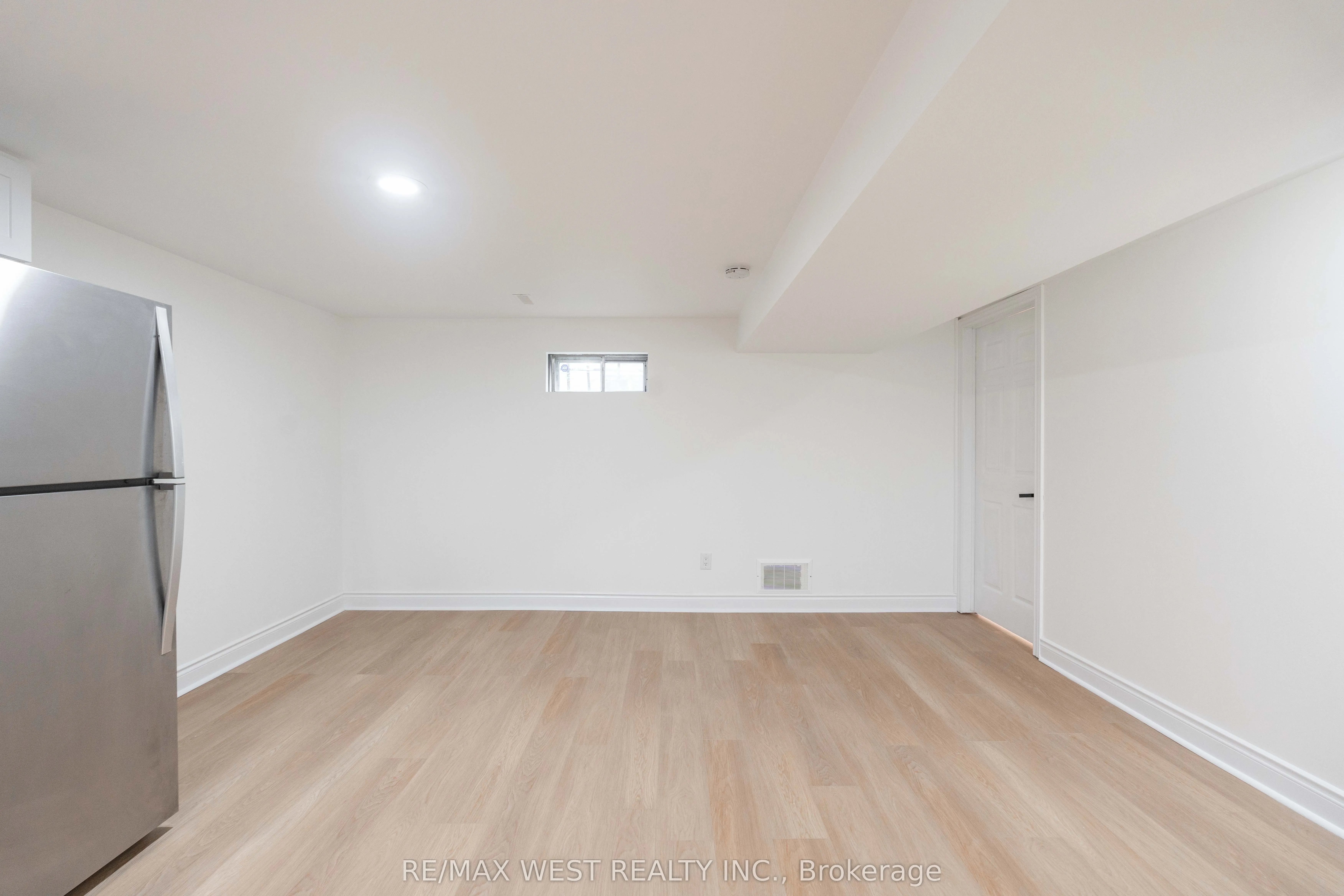 75 Wright Crescent, #Basement