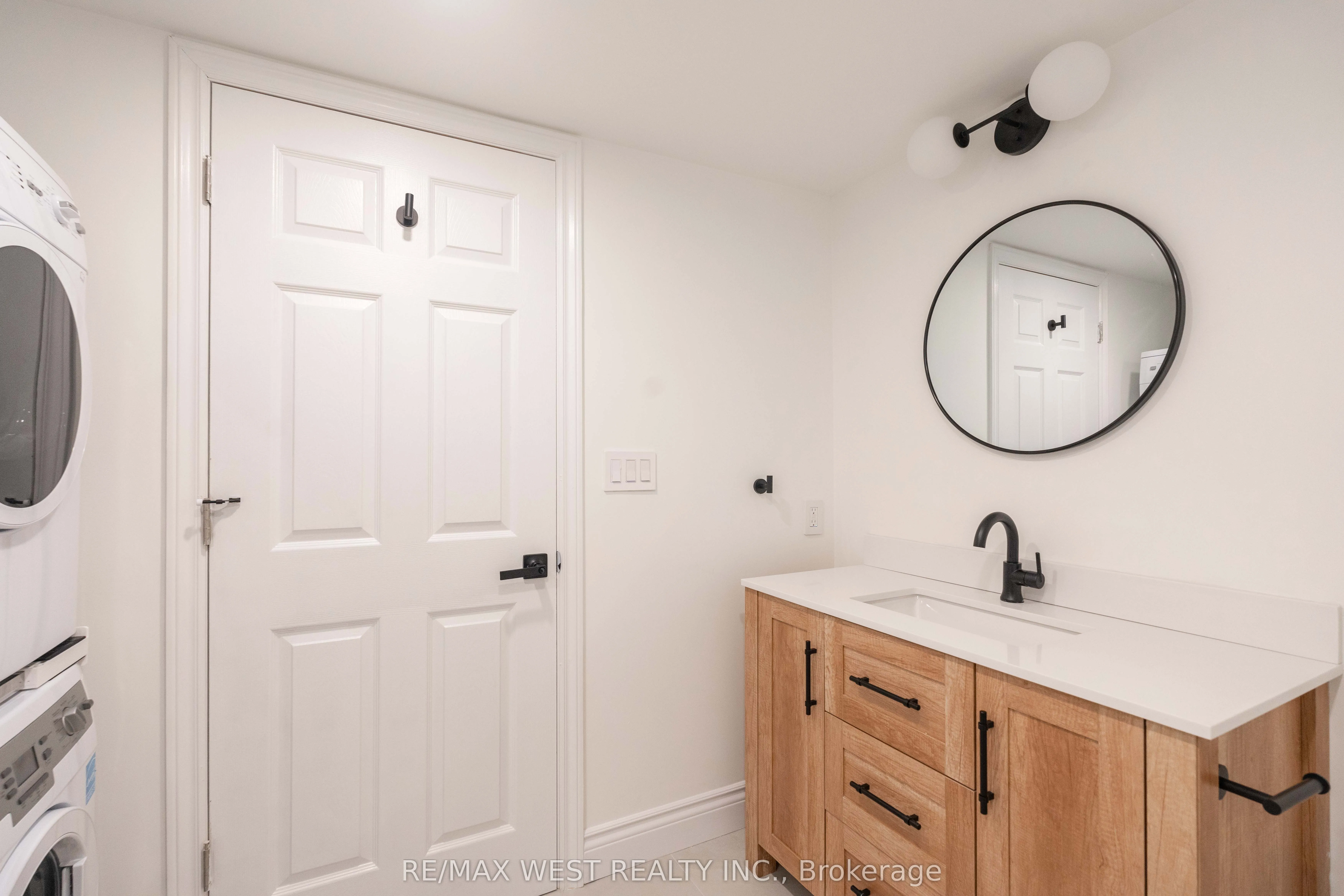 75 Wright Crescent, #Basement