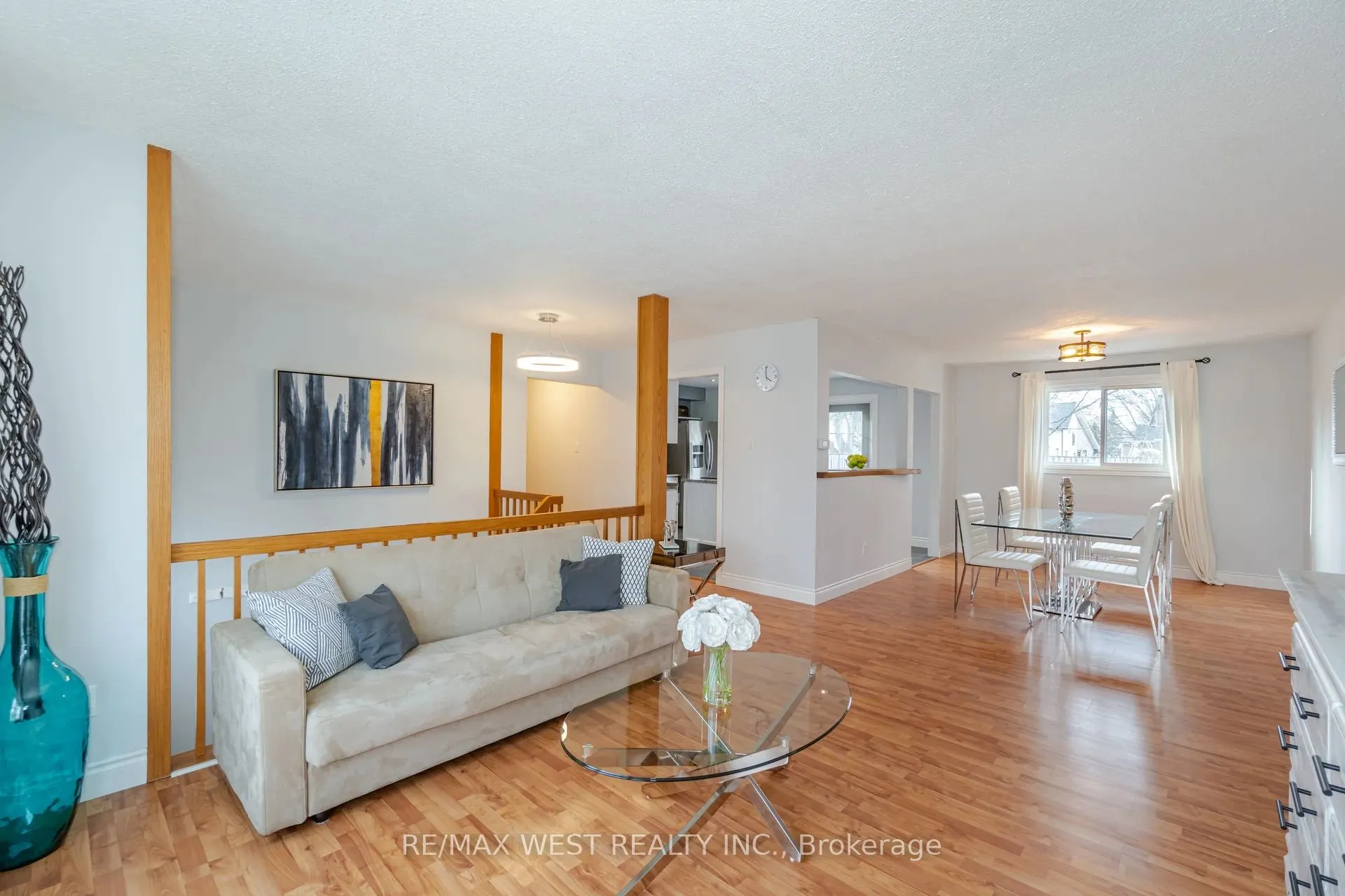 75 Wright Crescent, #Upper