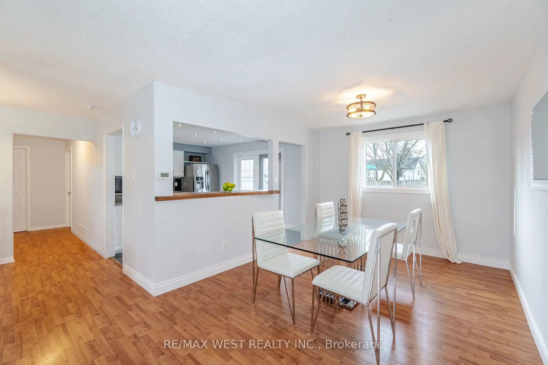 75 Wright Crescent, #Upper