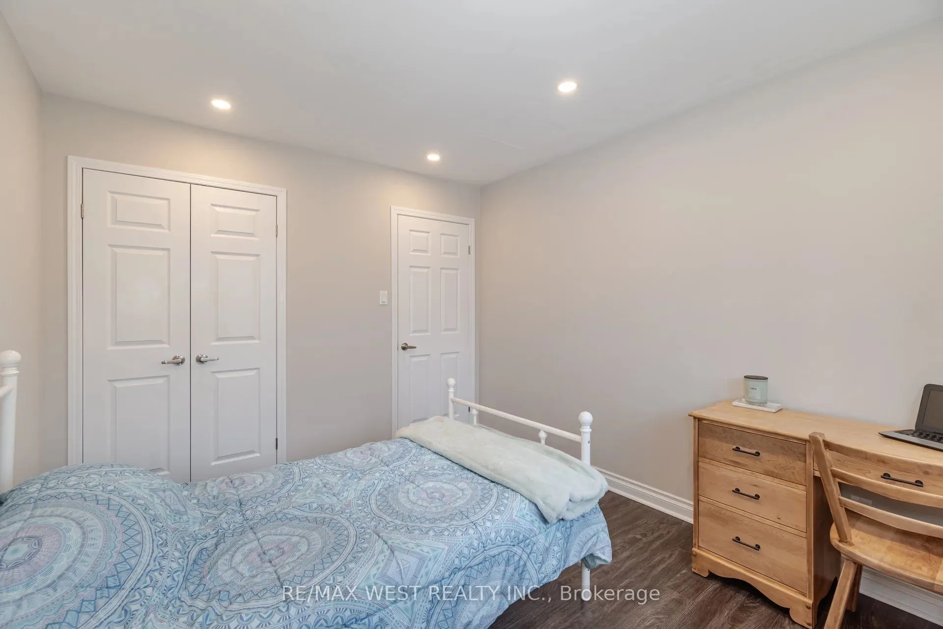 75 Wright Crescent, #Upper
