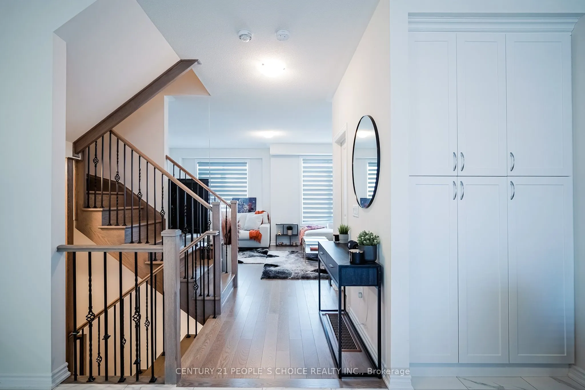 41 Minnock Street W
