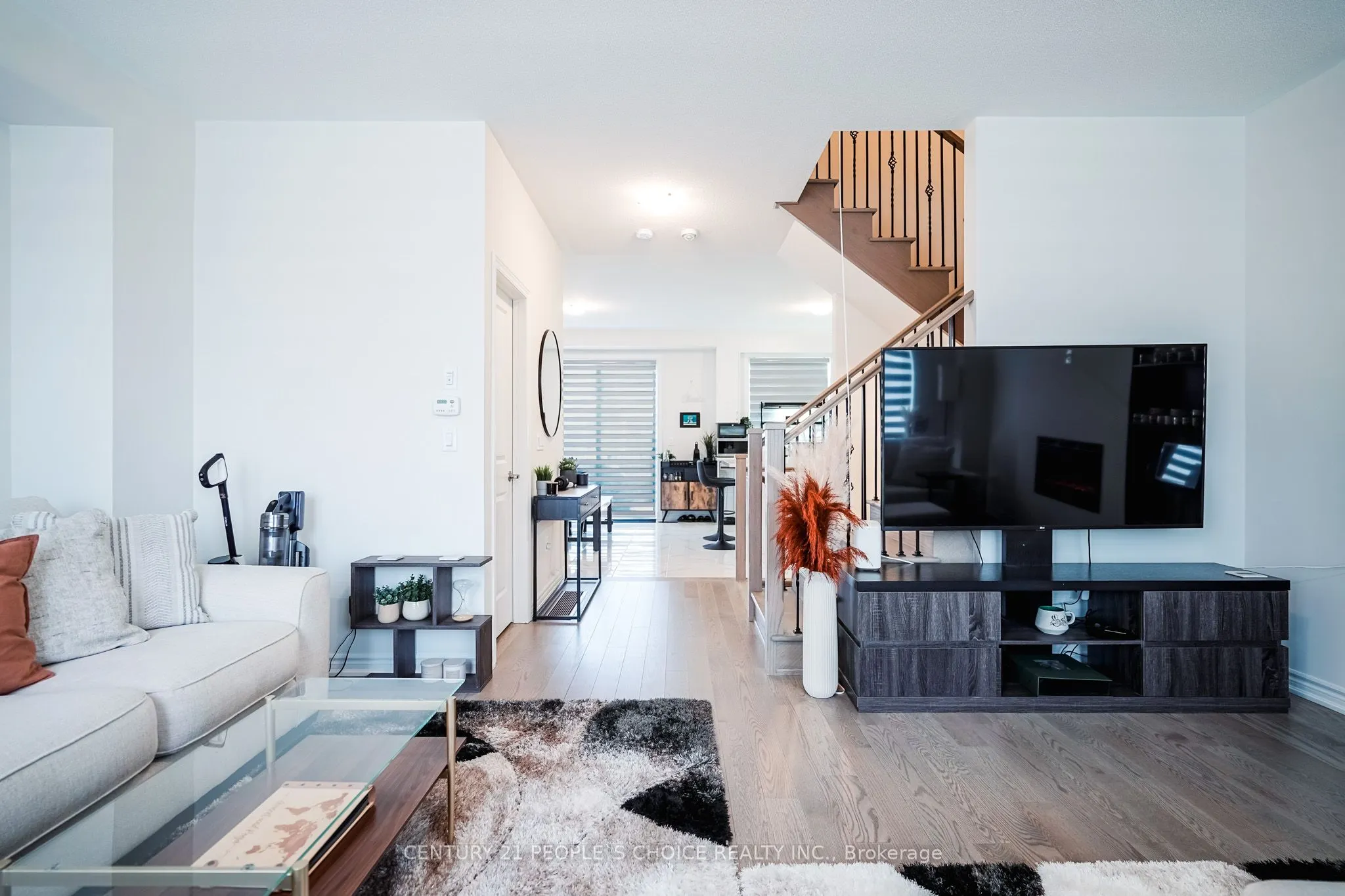 41 Minnock Street W