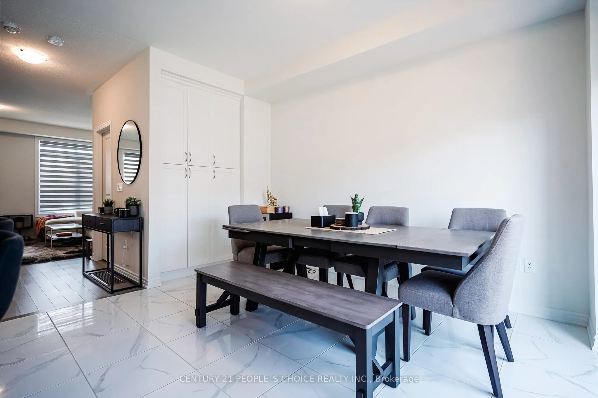 41 Minnock Street W