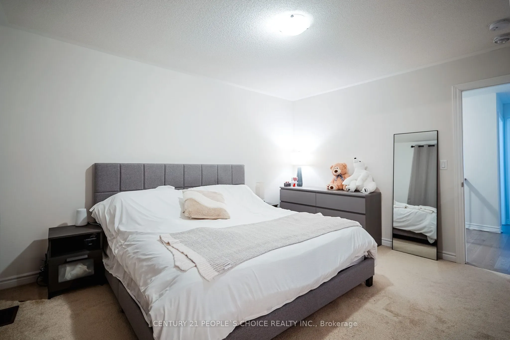 41 Minnock Street W