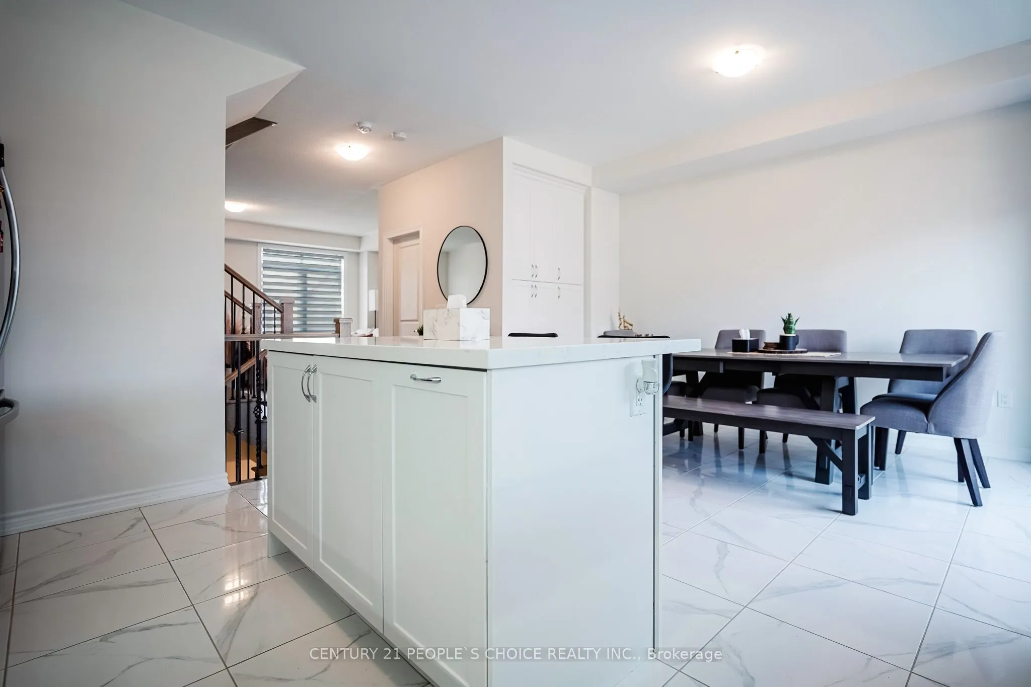 41 Minnock Street W