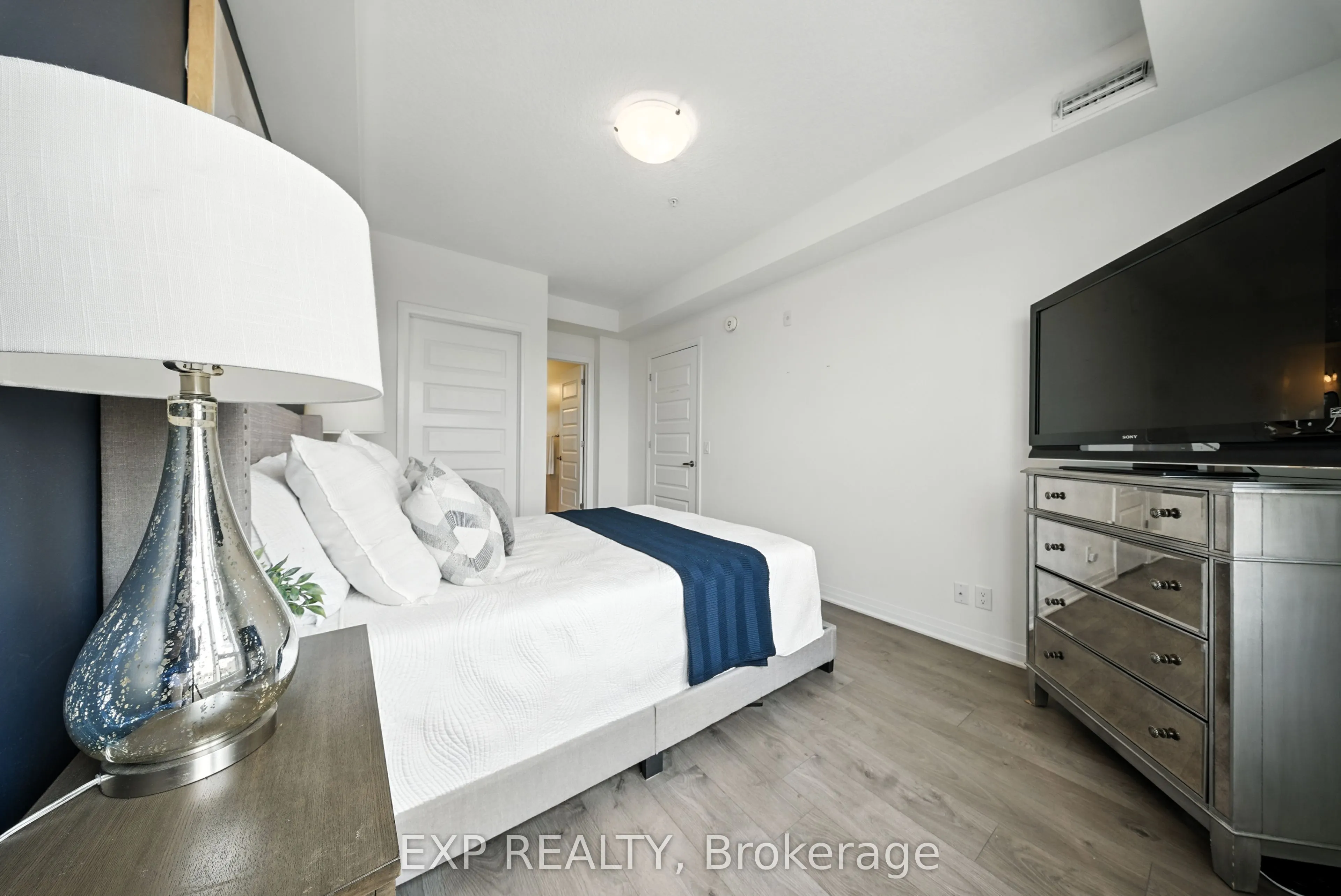 1105 Leger Way, #210