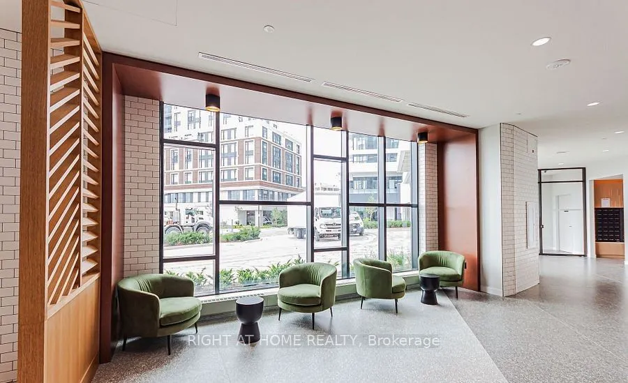 2495 Eglinton Avenue W, #1709