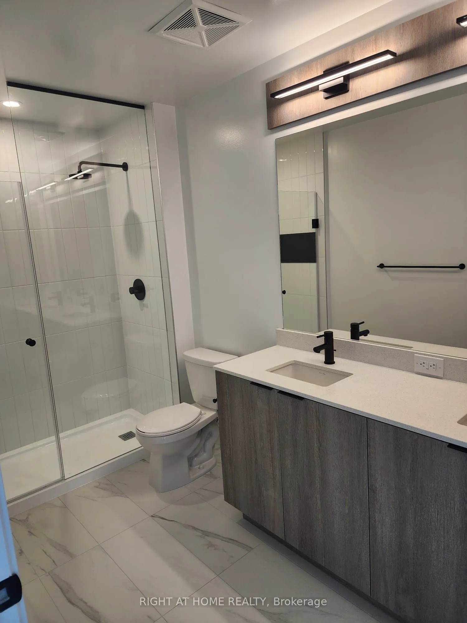 2495 Eglinton Avenue W, #1709