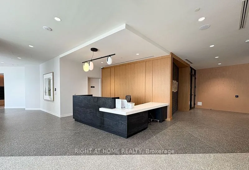 2495 Eglinton Avenue W, #1709
