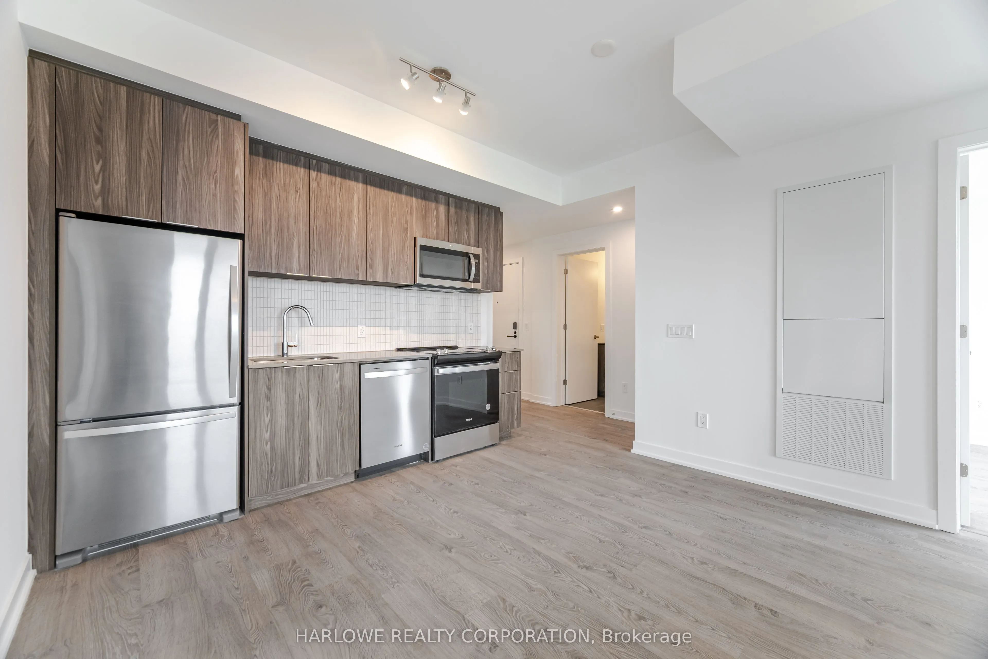770 Whitlock Avenue, #207