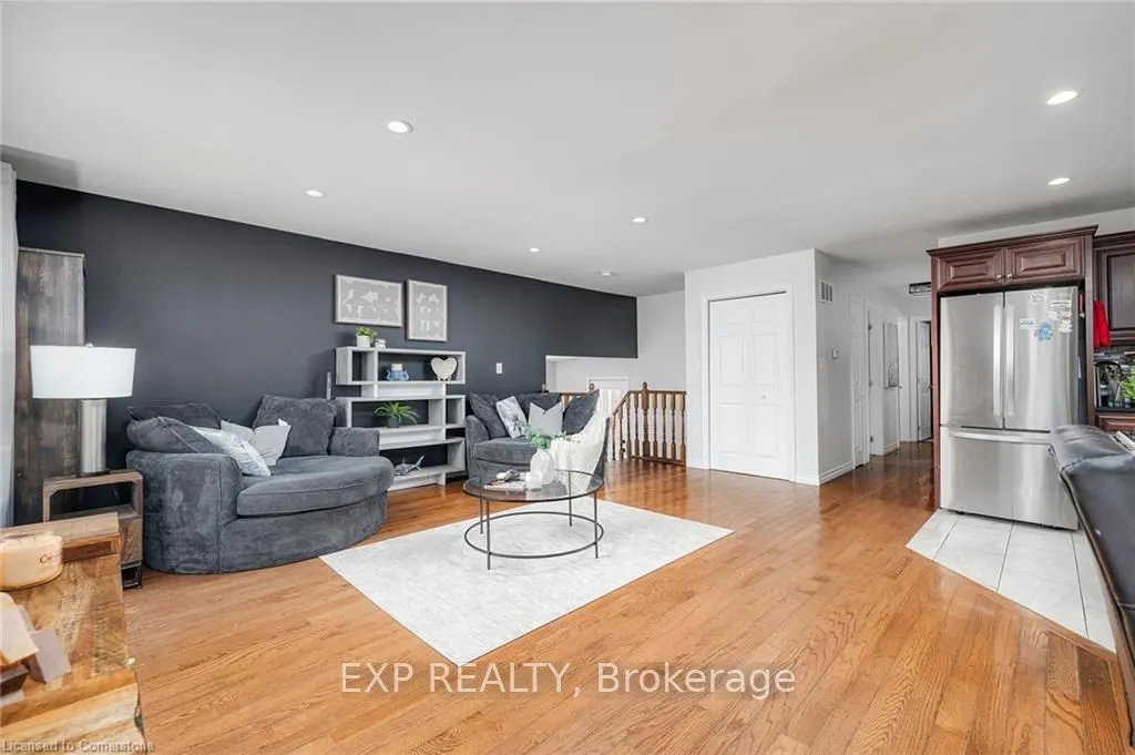 95 Avonmore Crescent