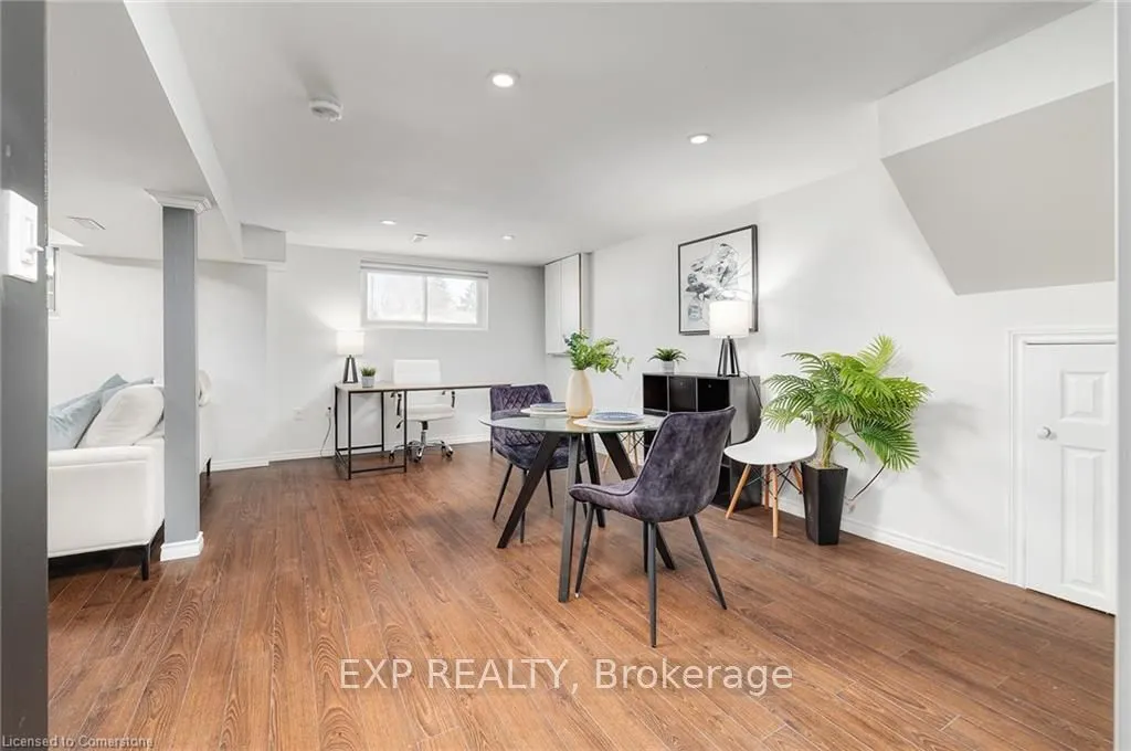 95 Avonmore Crescent