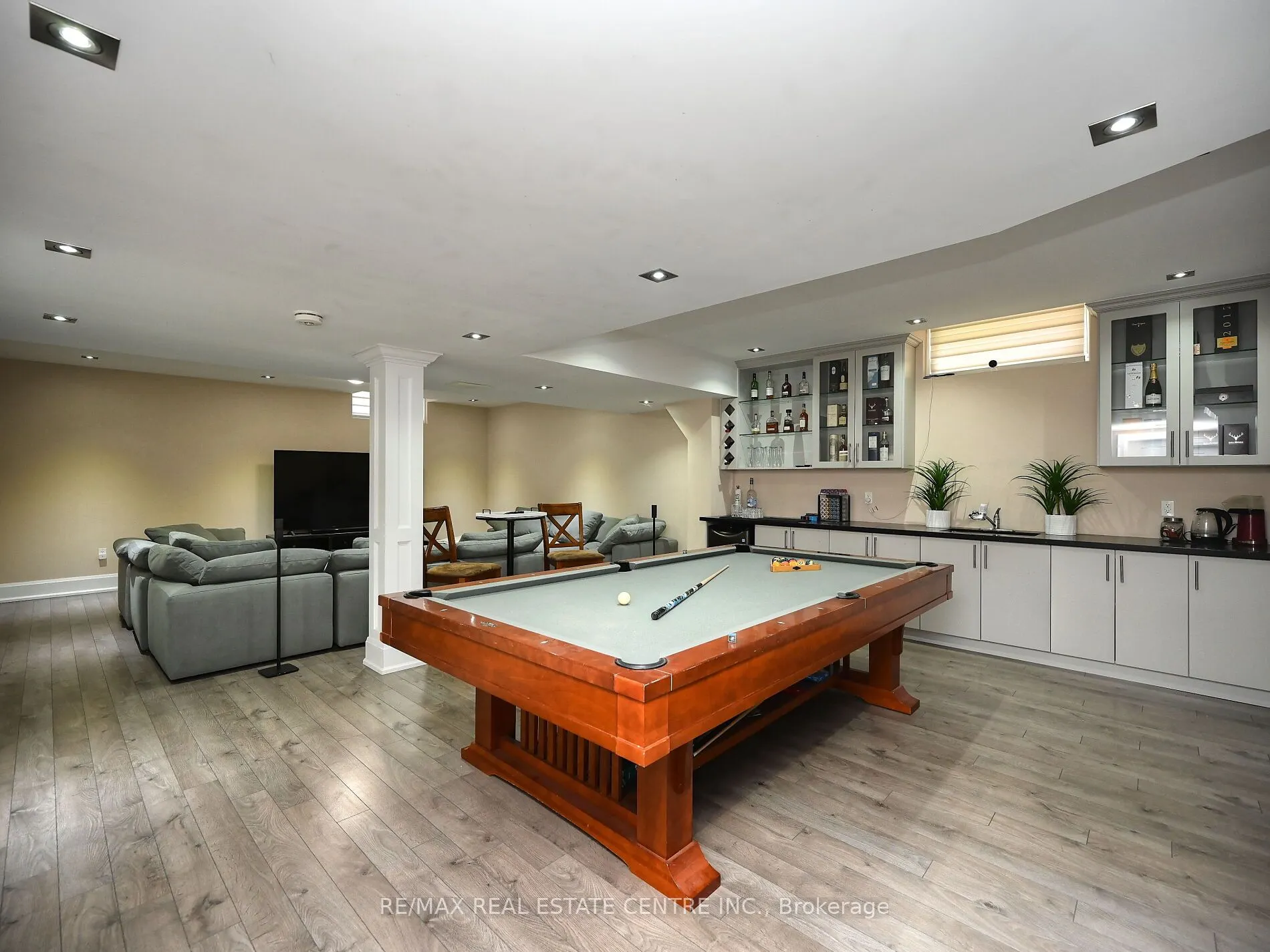 2459 Nichols Drive