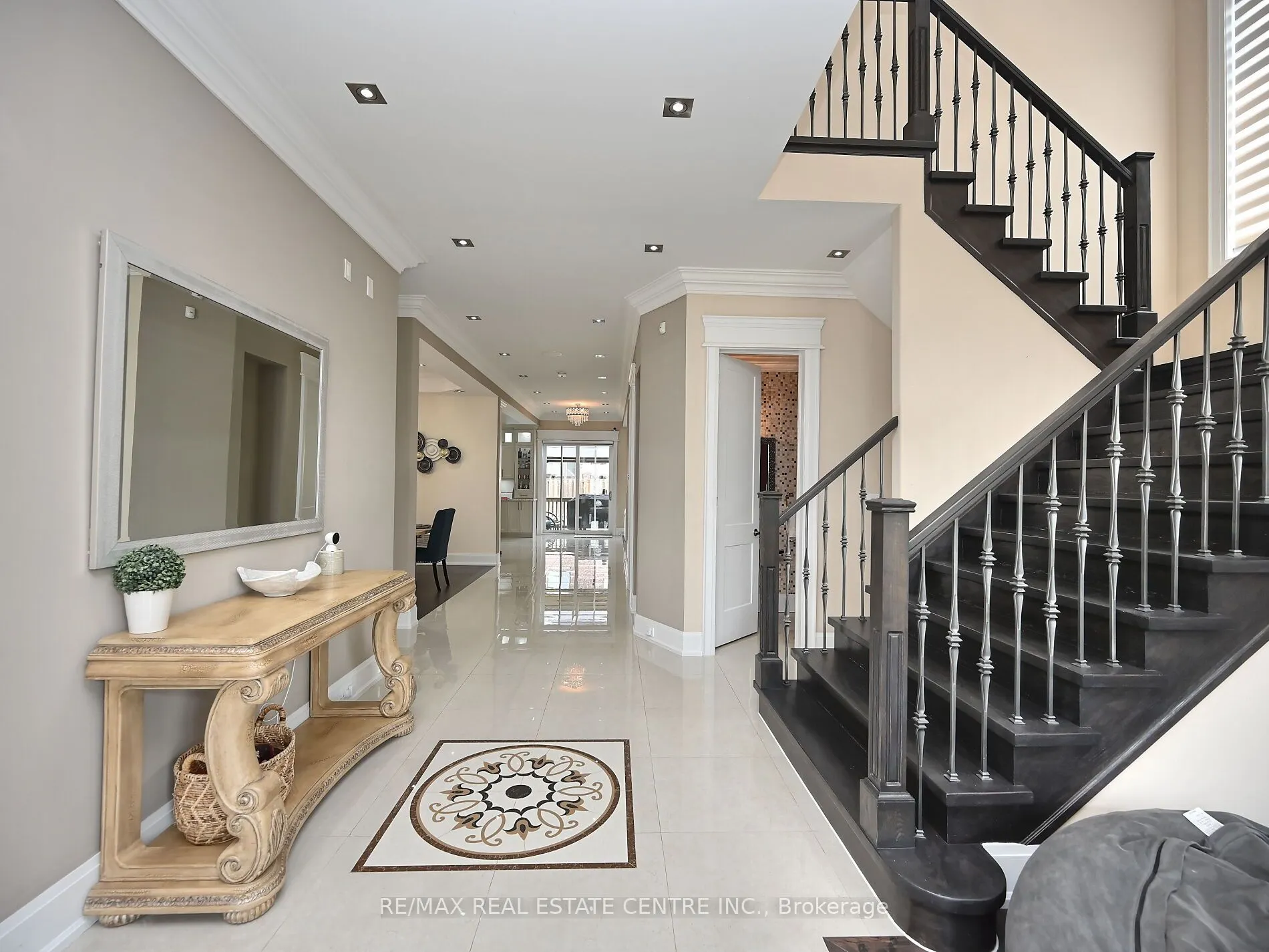 2459 Nichols Drive