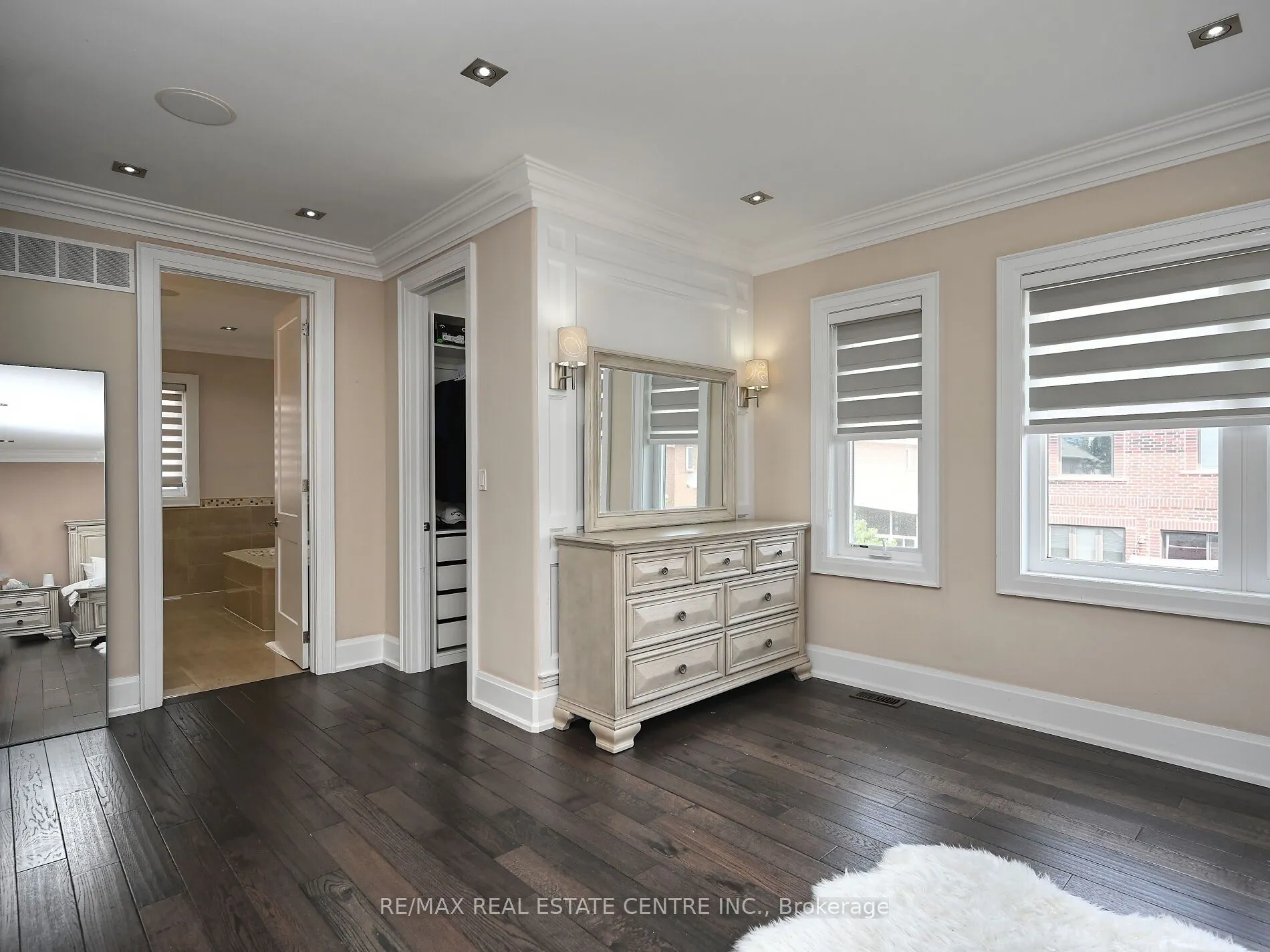 2459 Nichols Drive