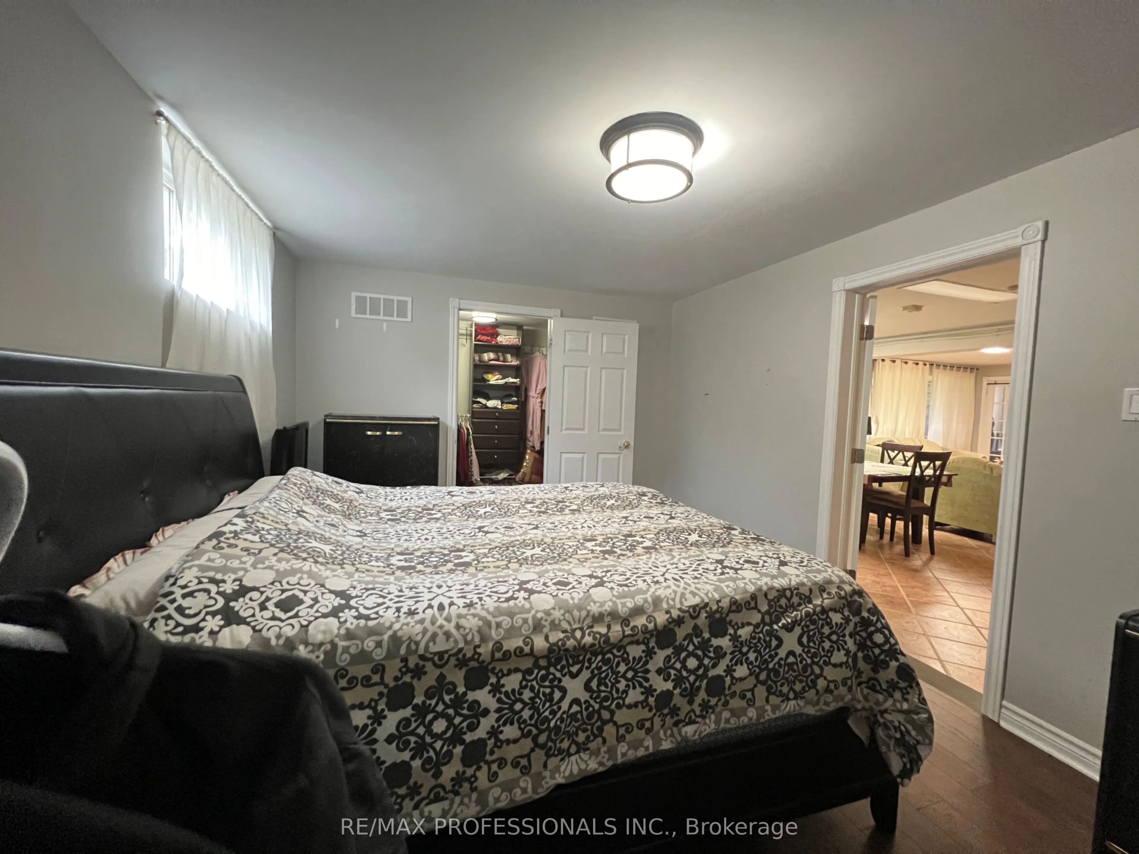 12 Deer Run Crescent