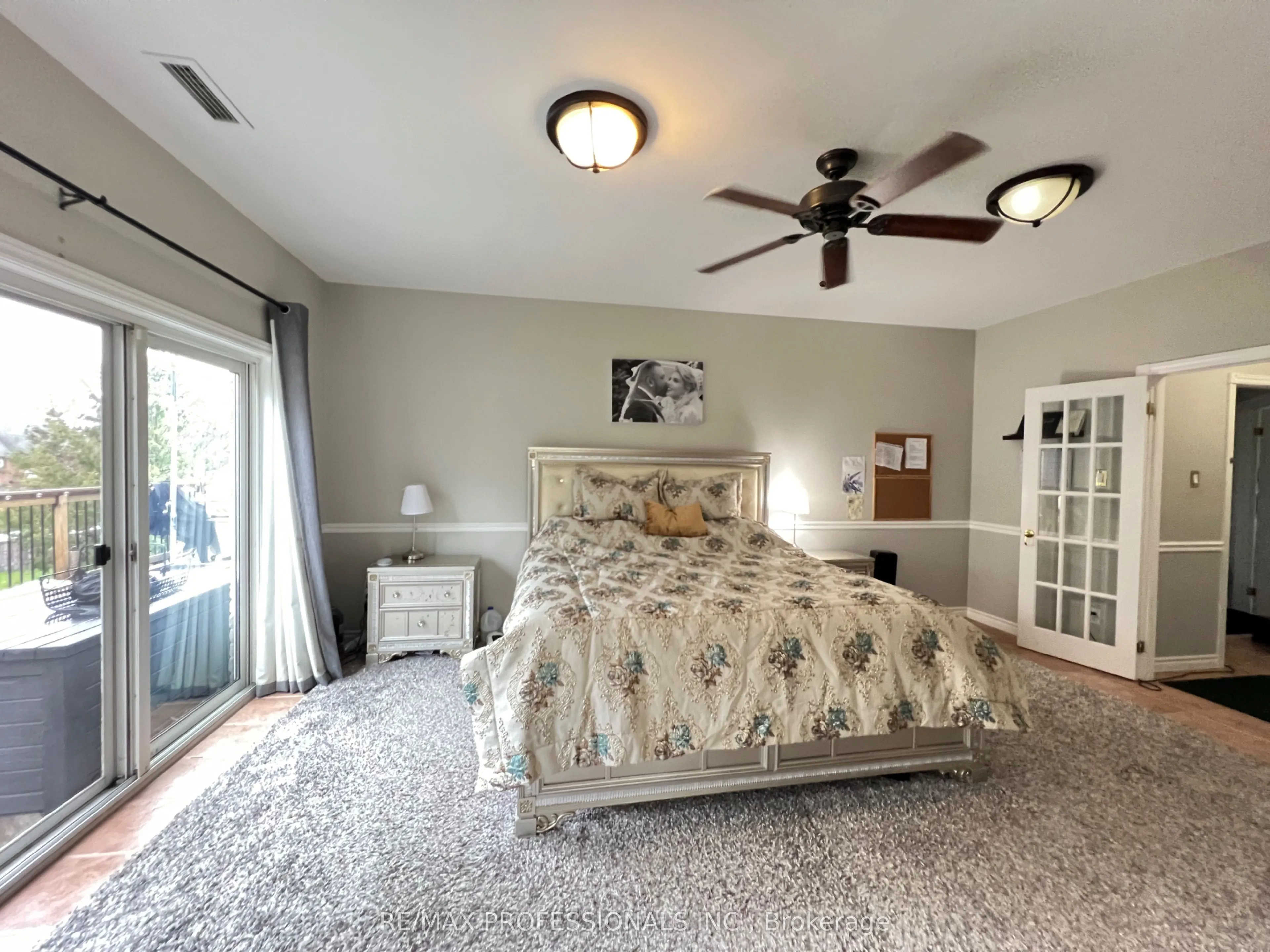 12 Deer Run Crescent