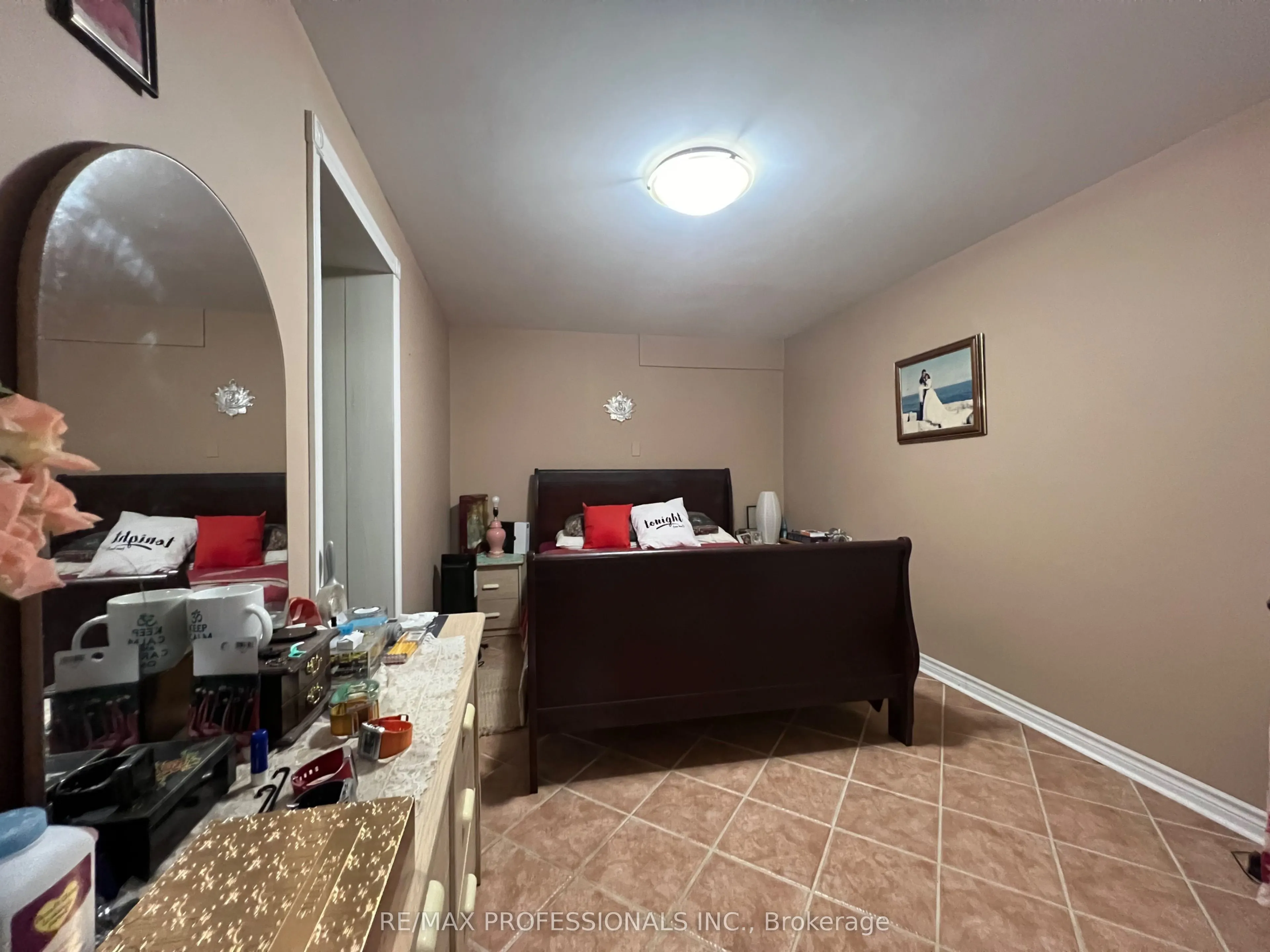 12 Deer Run Crescent