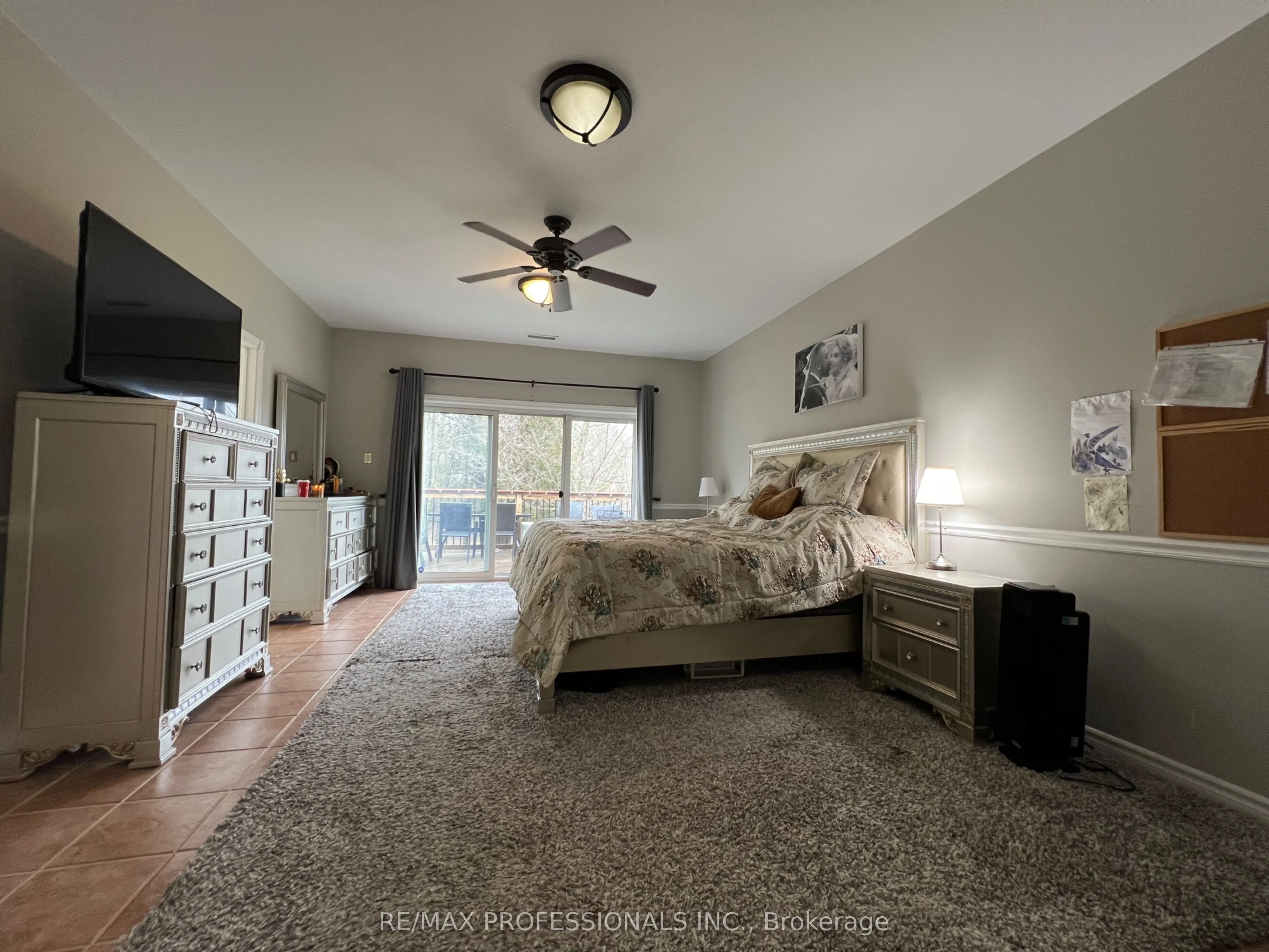 12 Deer Run Crescent