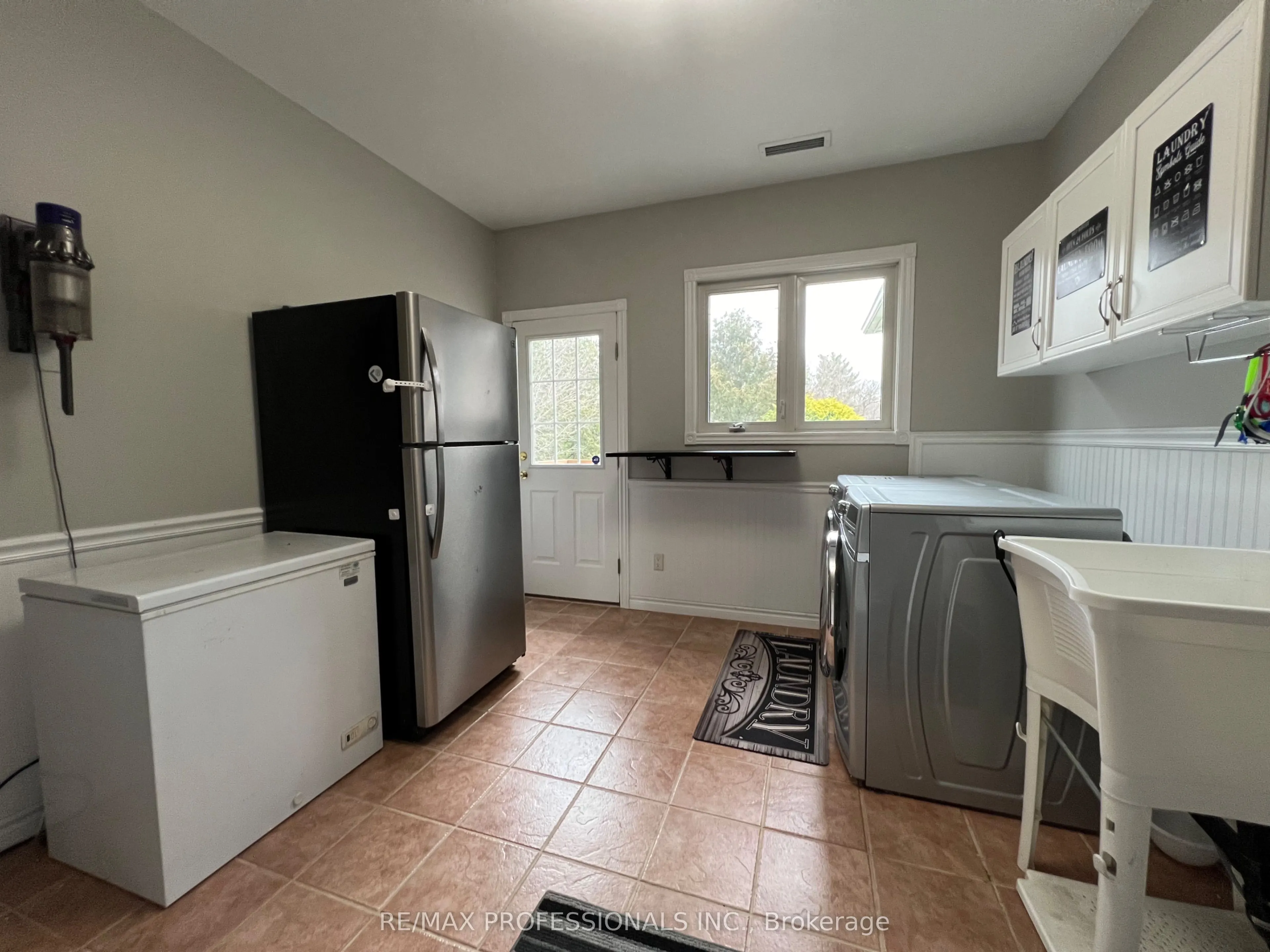 12 Deer Run Crescent