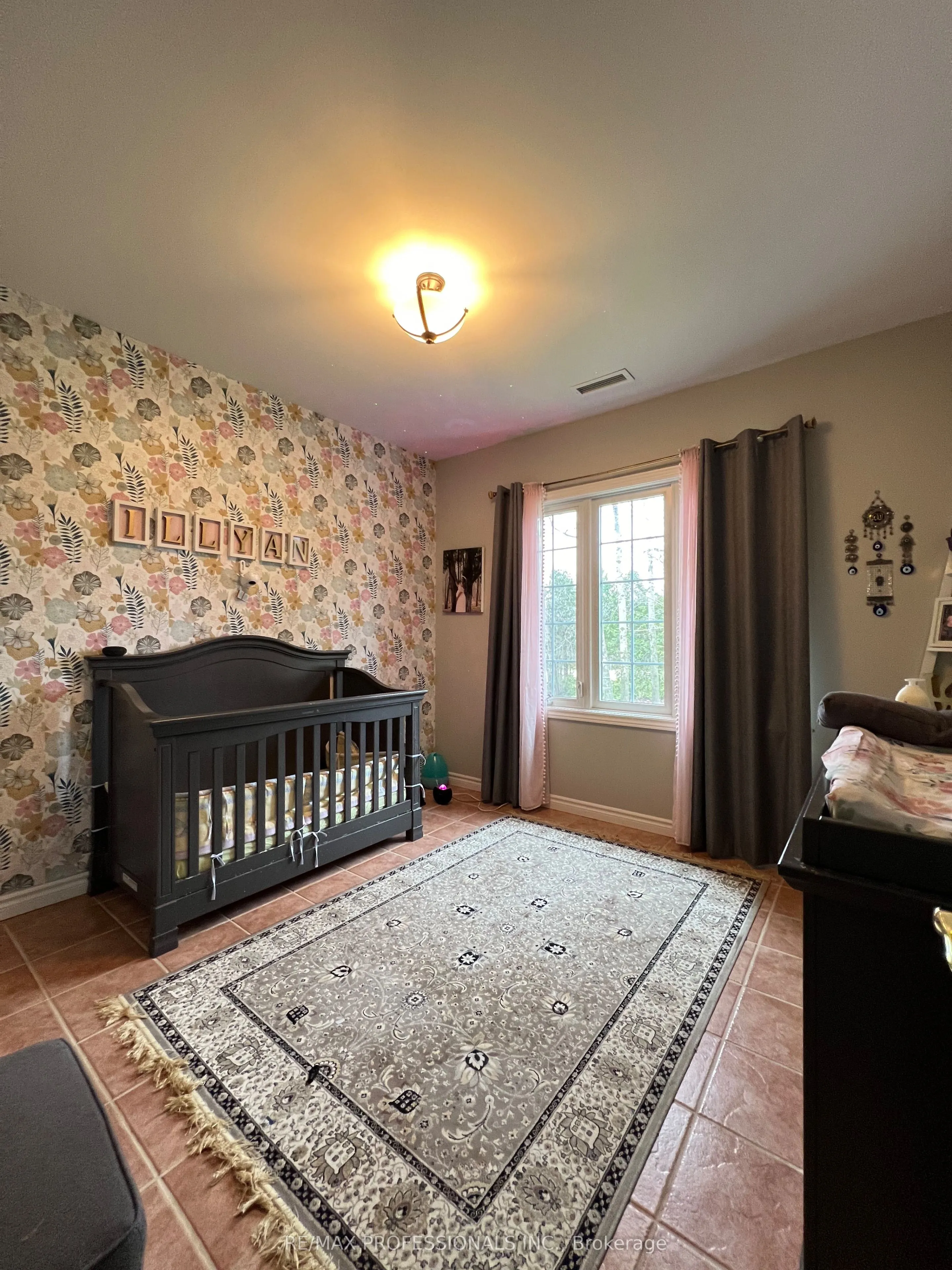 12 Deer Run Crescent