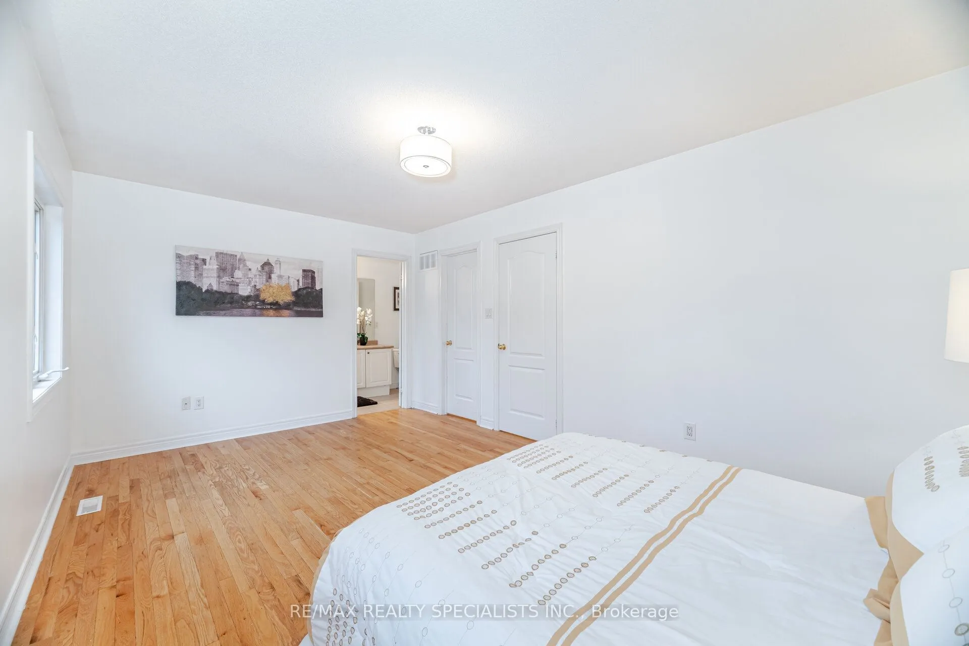 238 Giddings Crescent