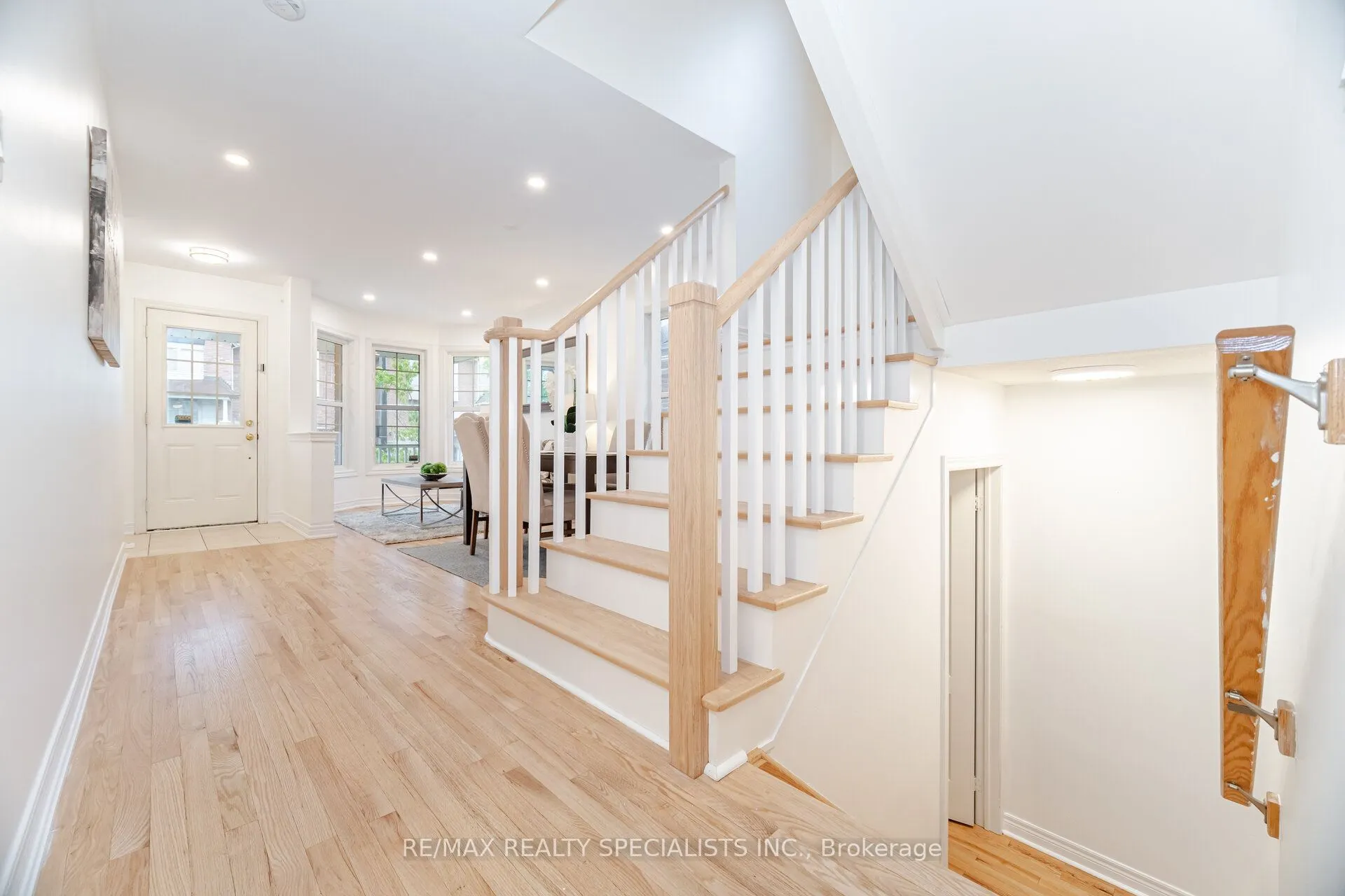 238 Giddings Crescent