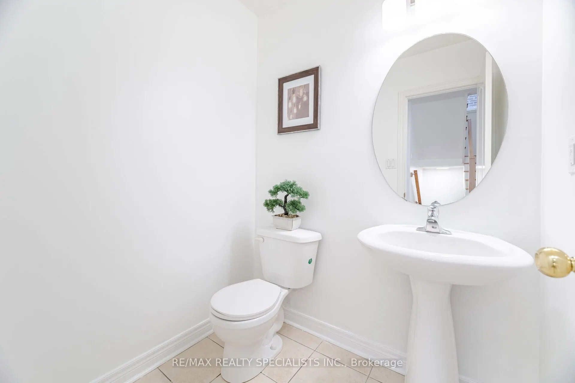 238 Giddings Crescent