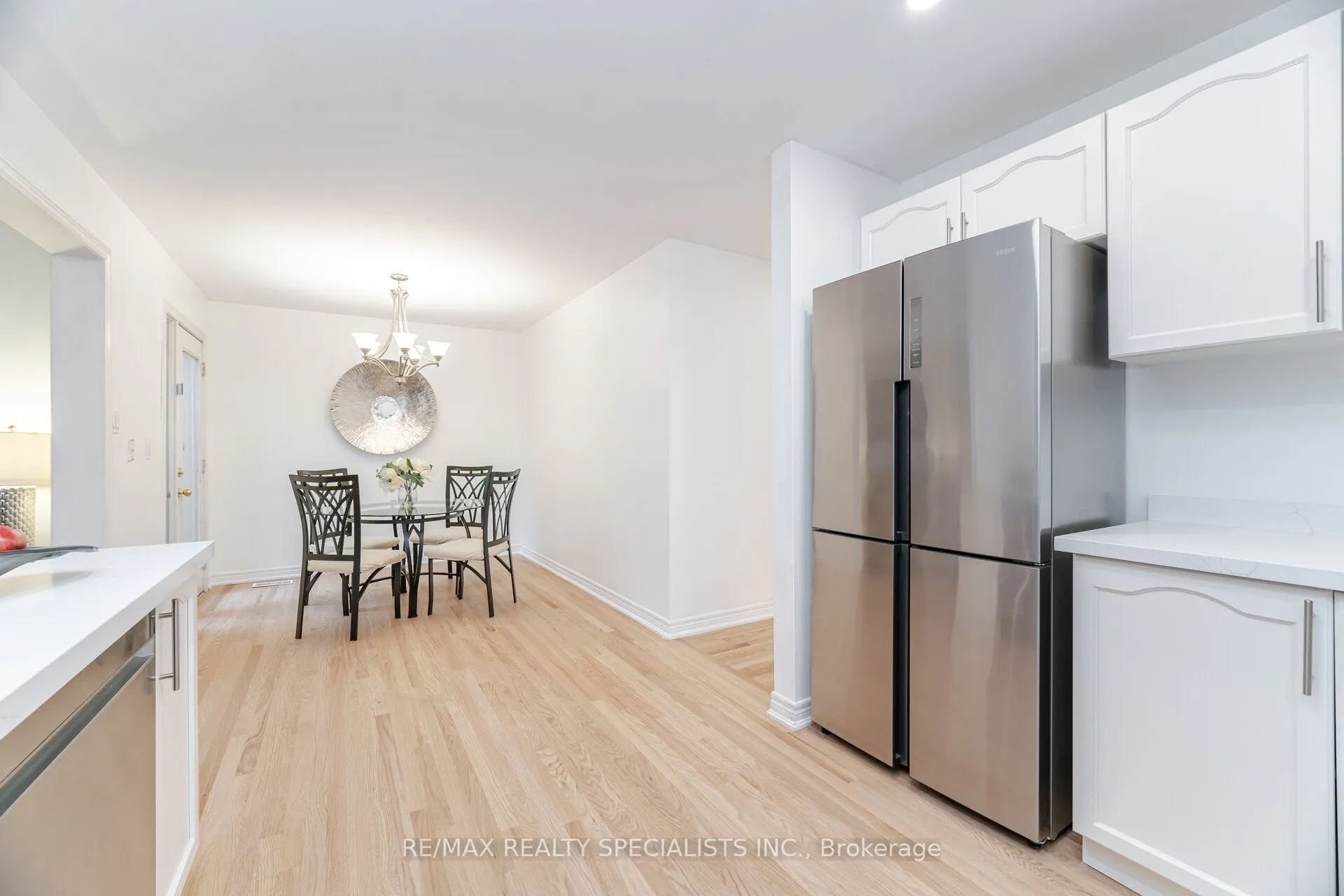 238 Giddings Crescent