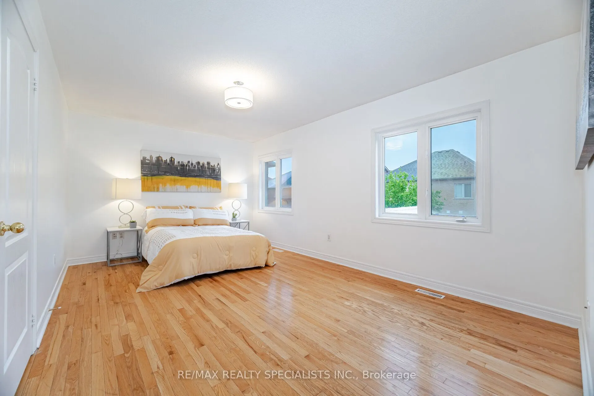238 Giddings Crescent