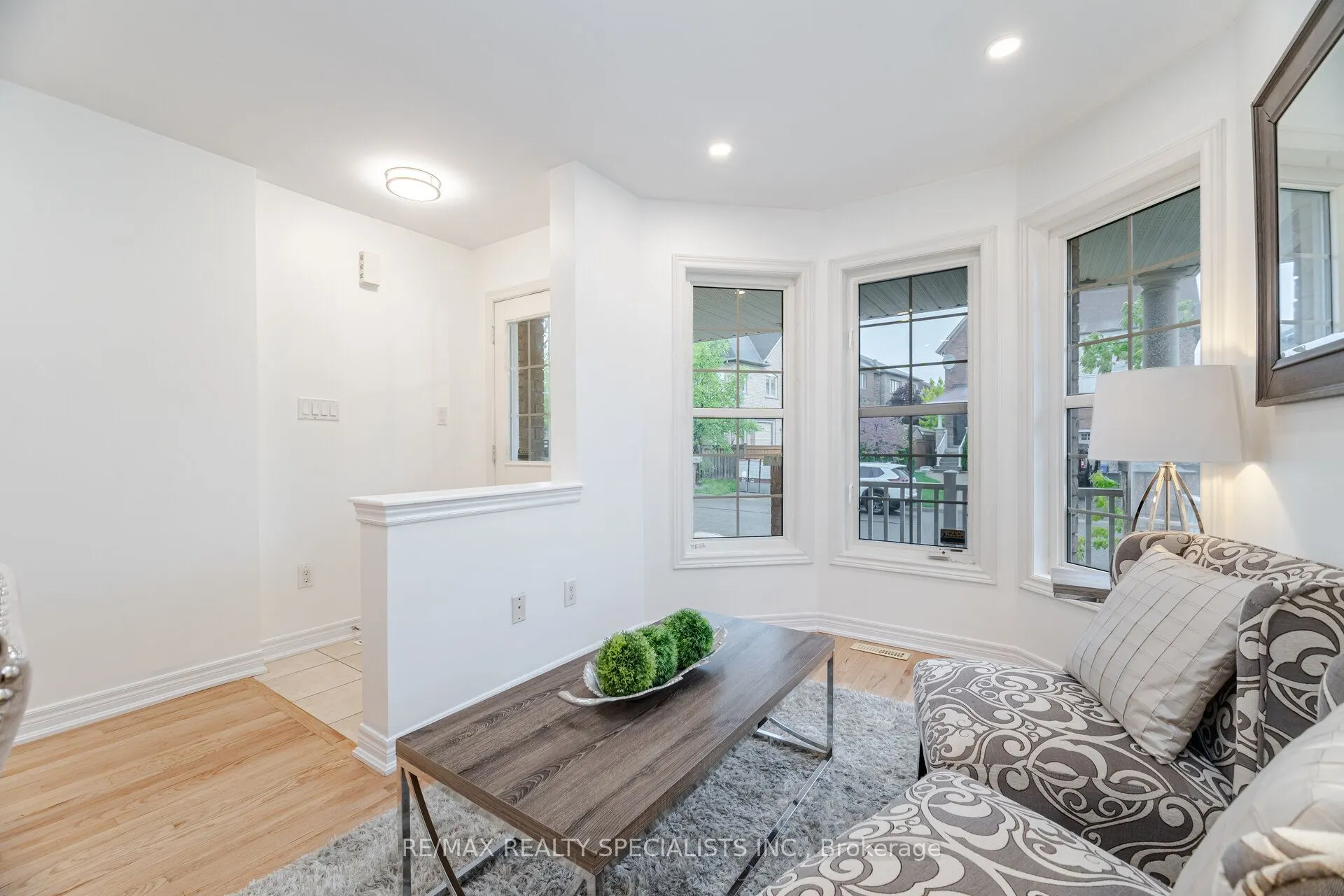 238 Giddings Crescent